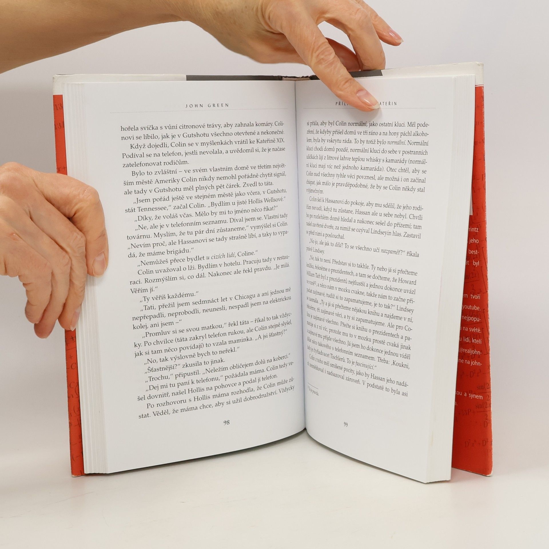 John Green Příliš mnoho Kateřin