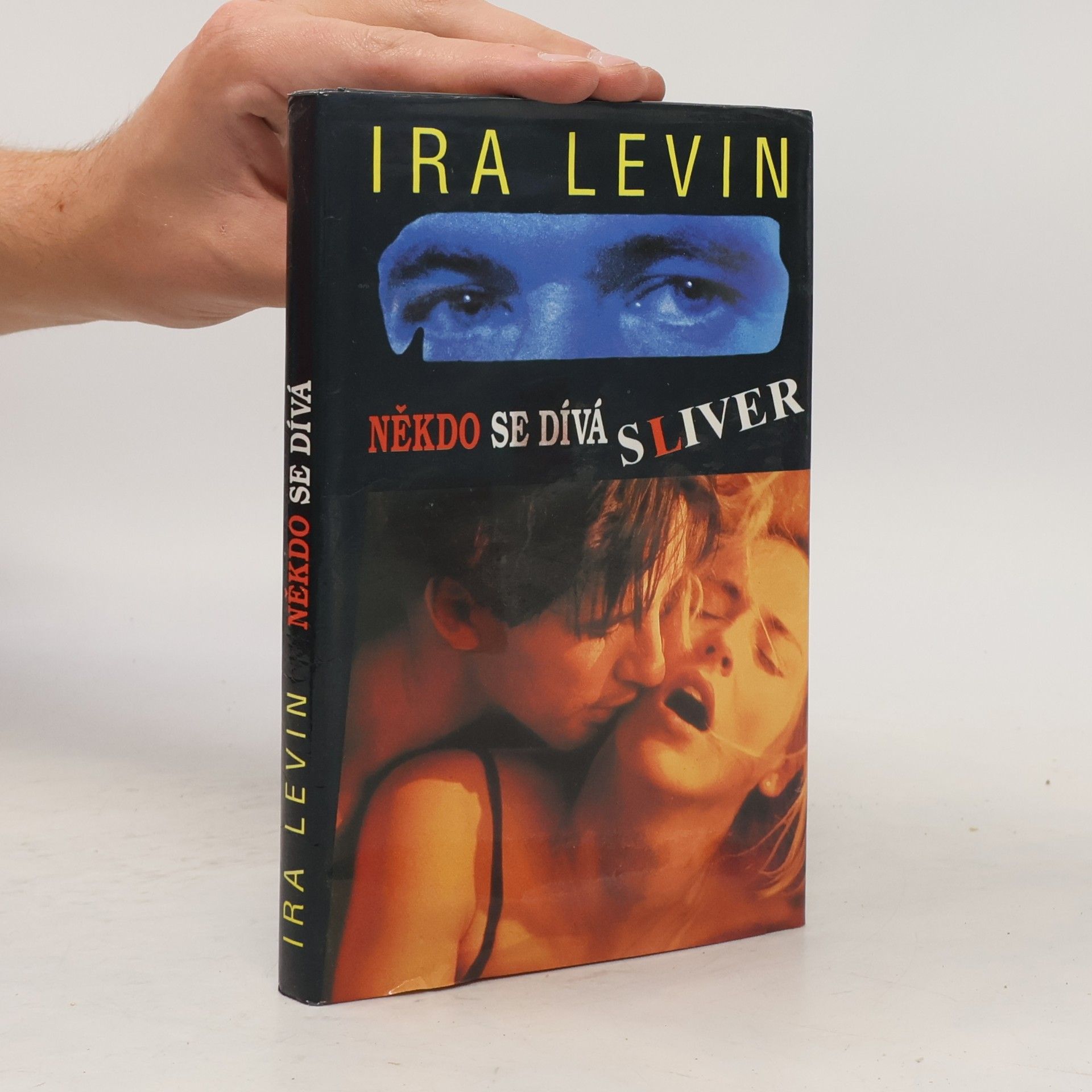 Ira Levin Někdo se dívá
