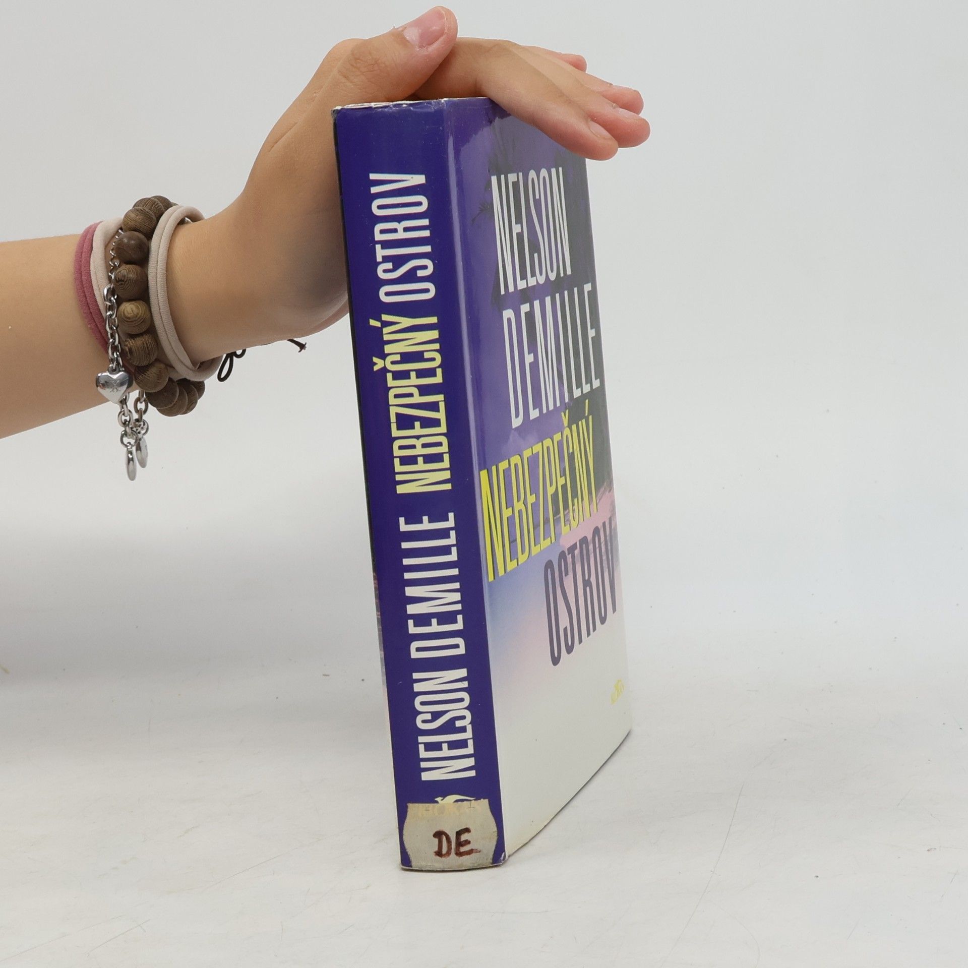 Nelson DeMille Nebezpečný ostrov
