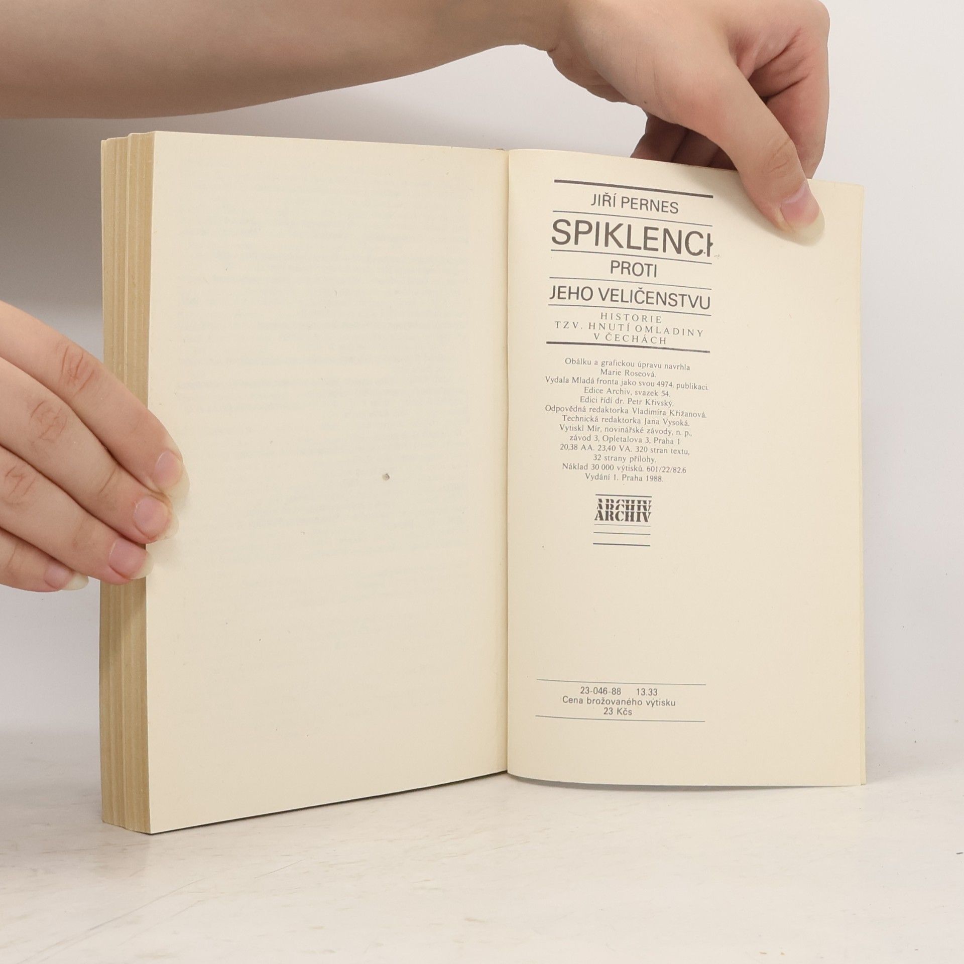 Jiří Pernes Spiklenci proti jeho Veličenstvu