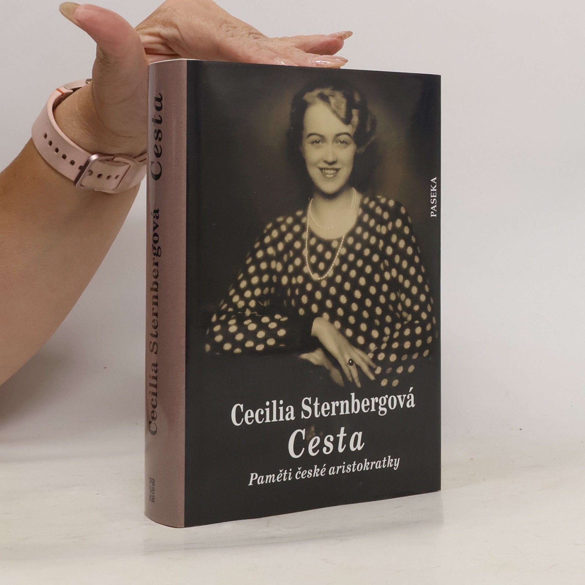 Cecilia Sternberg Cesta : paměti české aristokratky