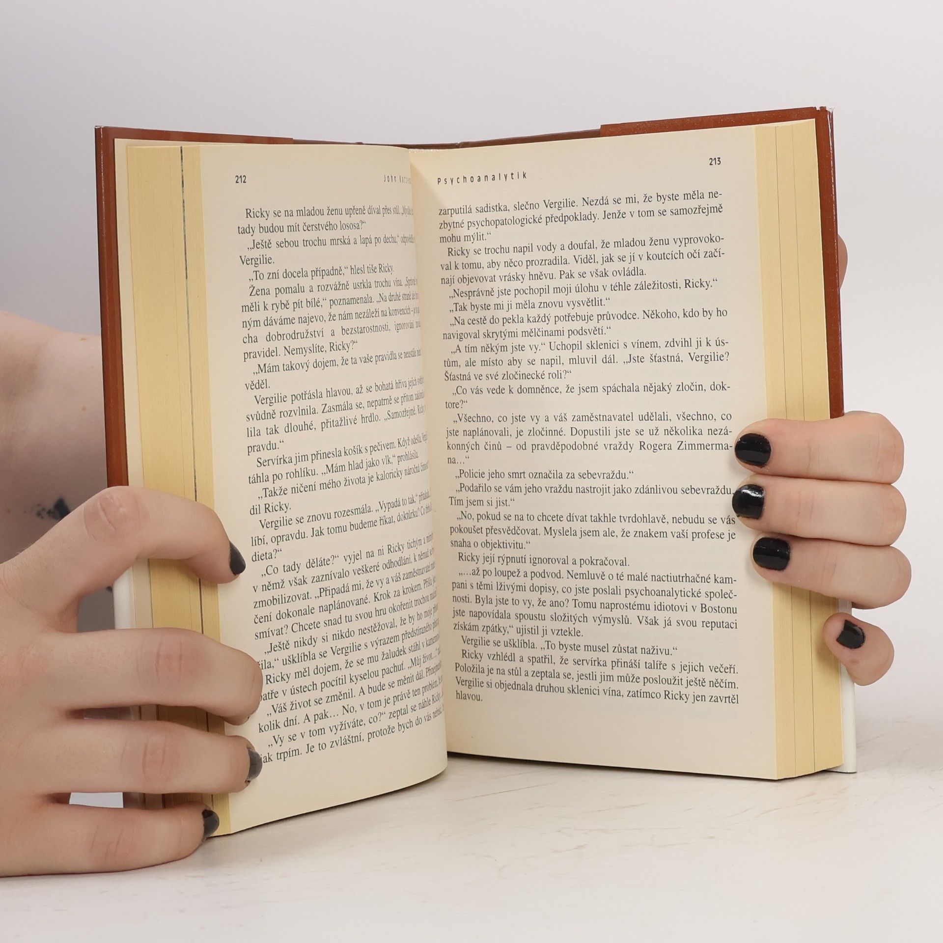 Ken Follett Nejlepší světové čtení. Psychoanalytik. Padlý anděl. Kavky. Město kostí