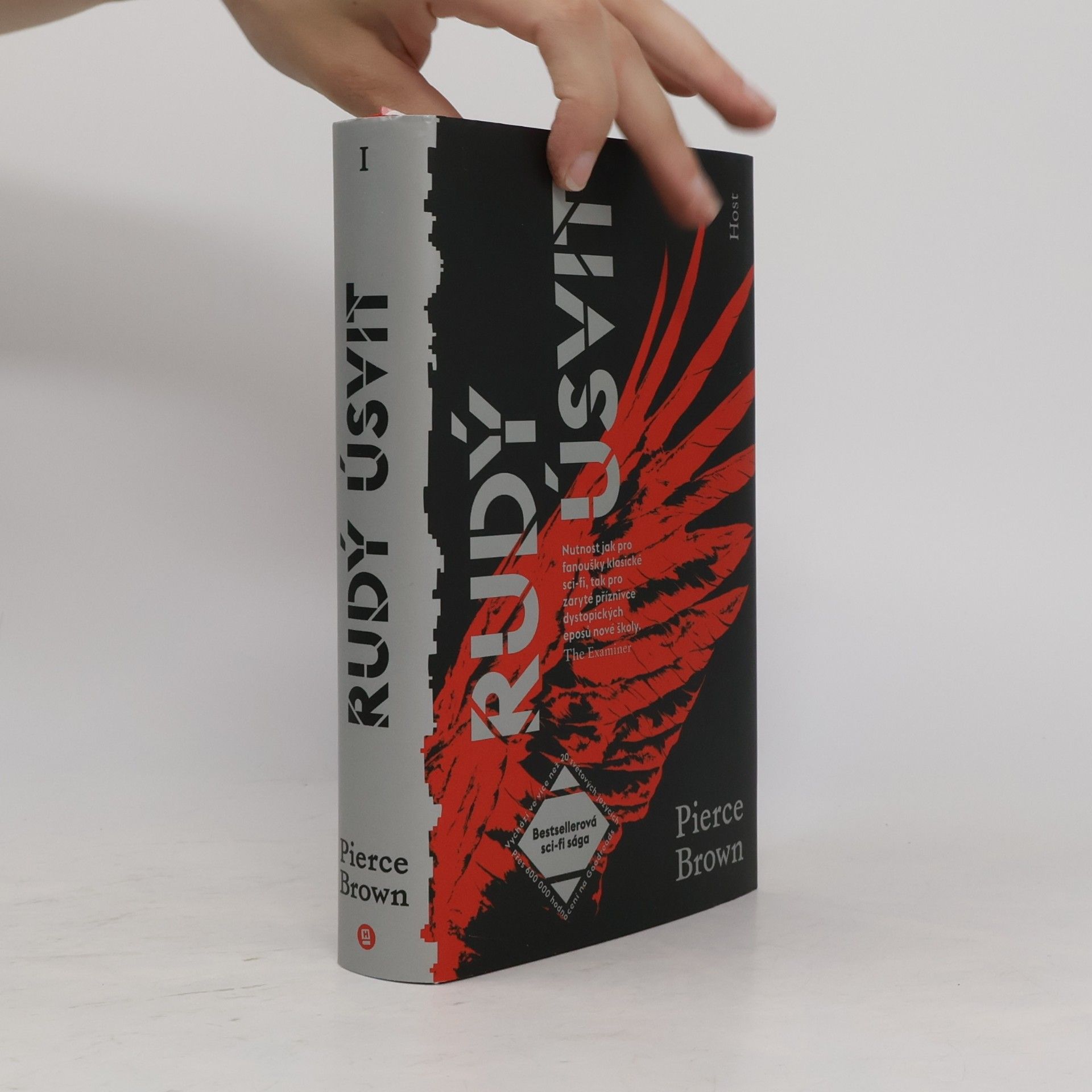 Pierce Brown Rudý úsvit