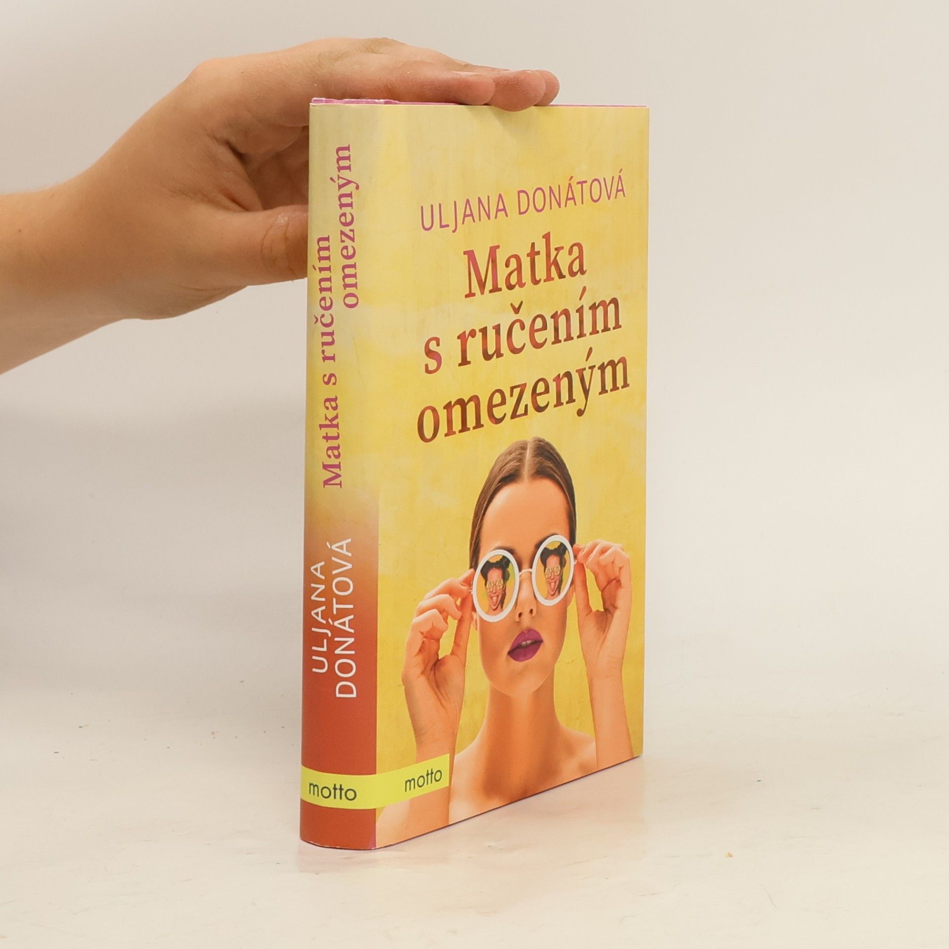 Uljana Donátová Matka s ručením omezeným