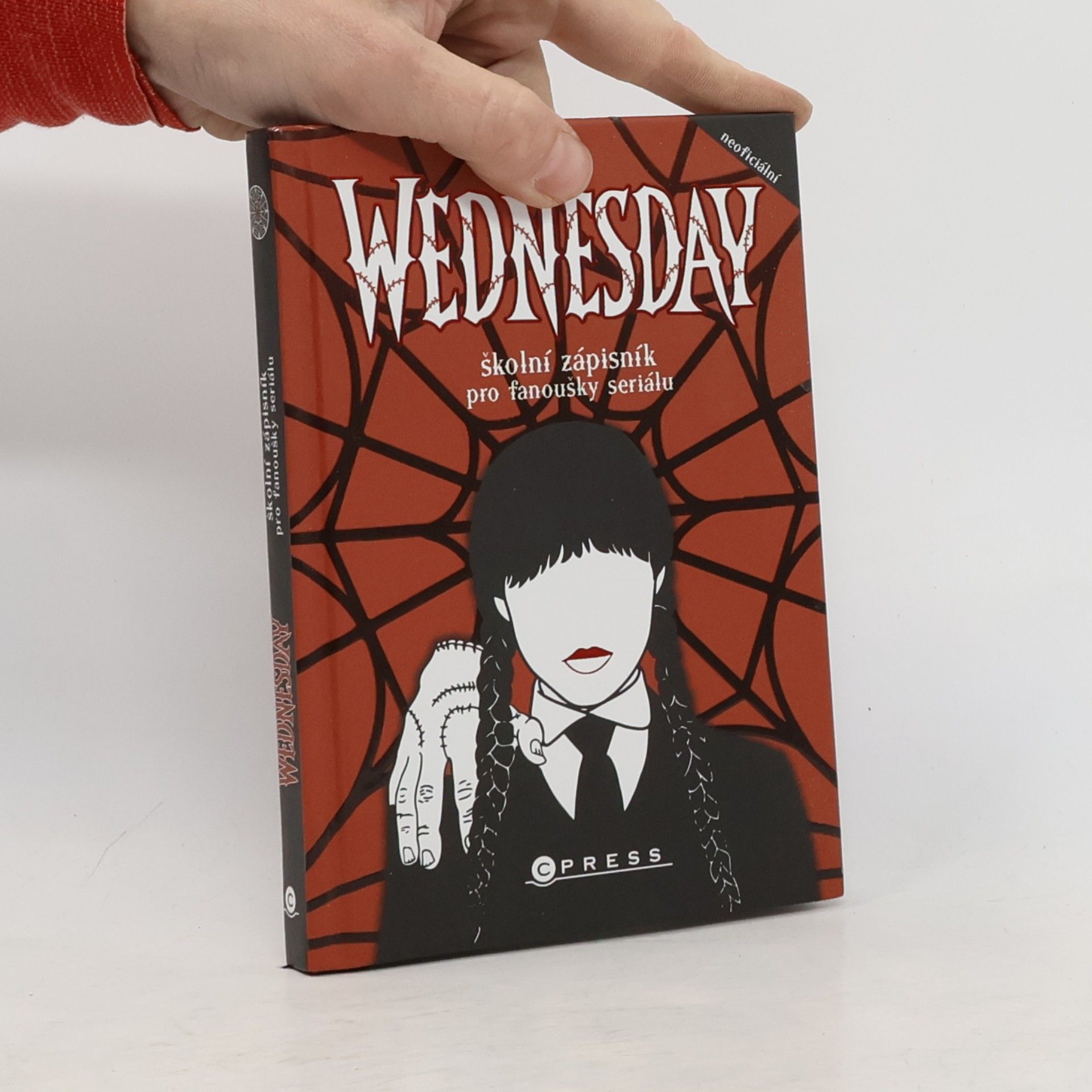 Michaela Radvanová Wednesday : školní zápisník pro fanoušky seriálu