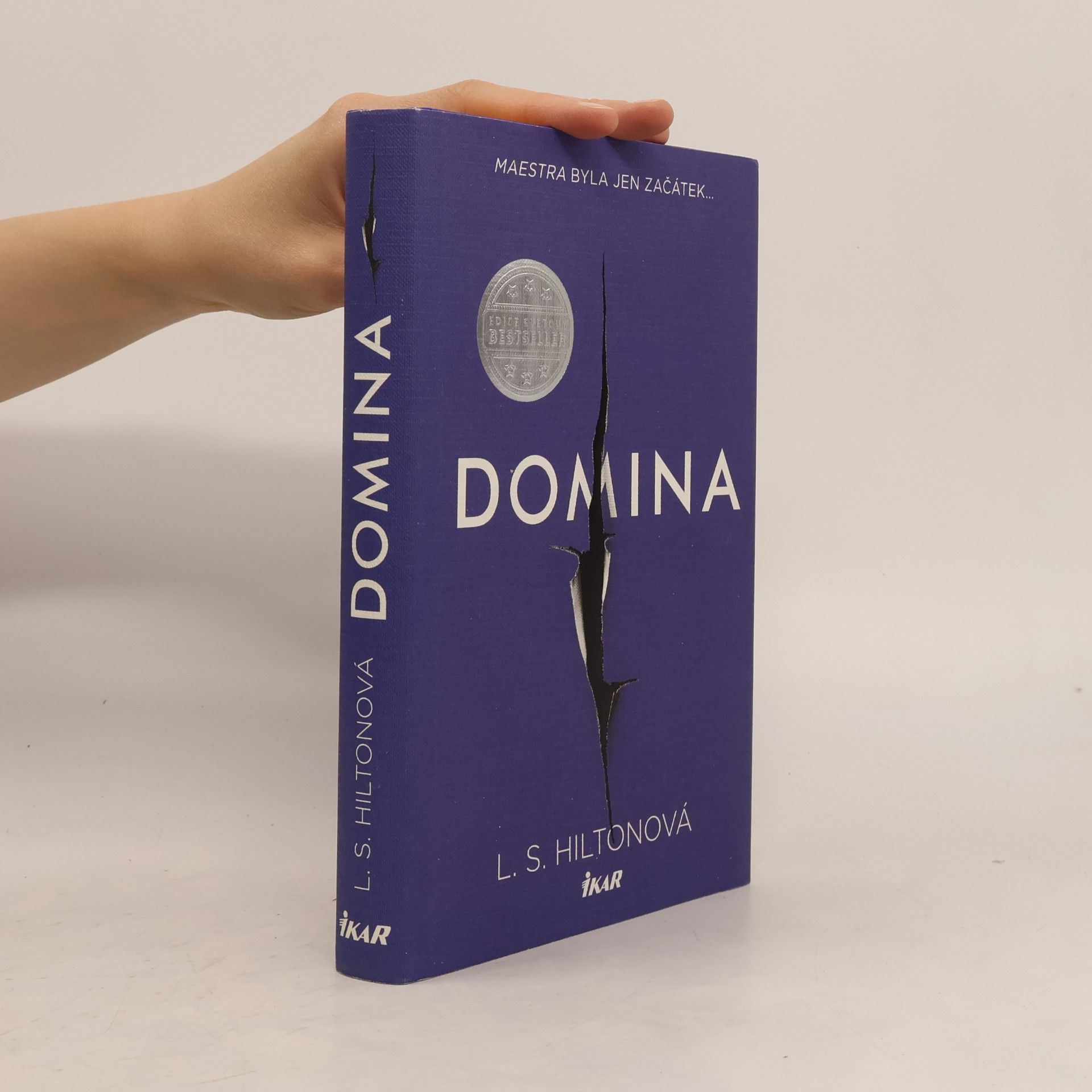 Domina