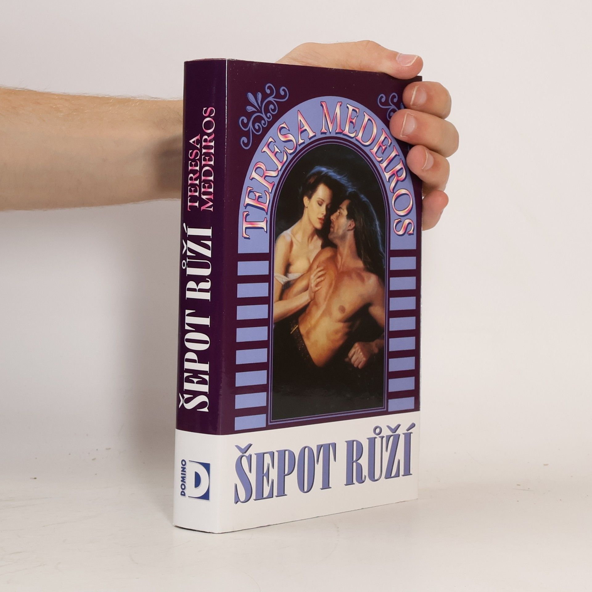 Teresa Medeiros Šepot růží