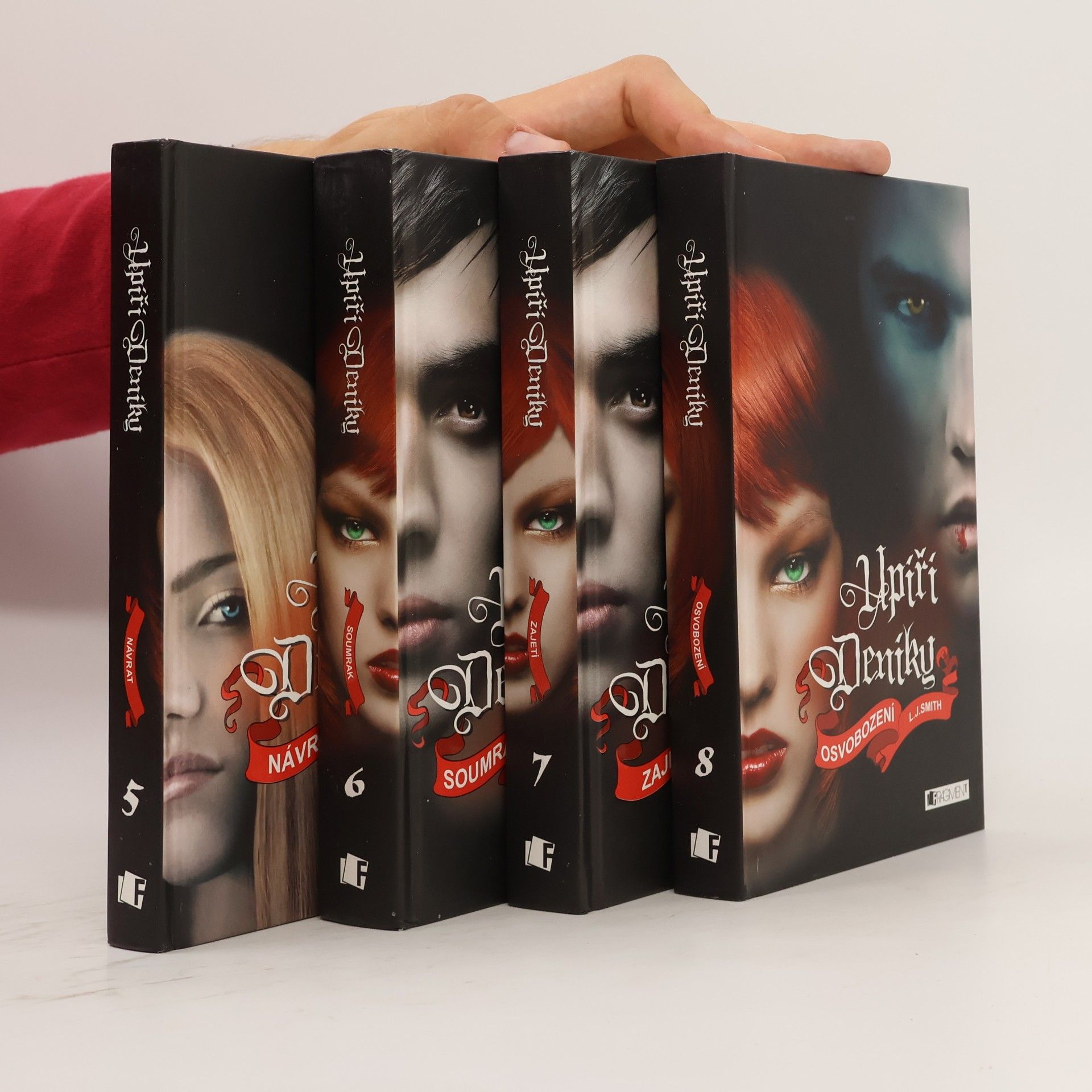 L. J. Smithová  Upíří deníky 5.–8. díl (box)