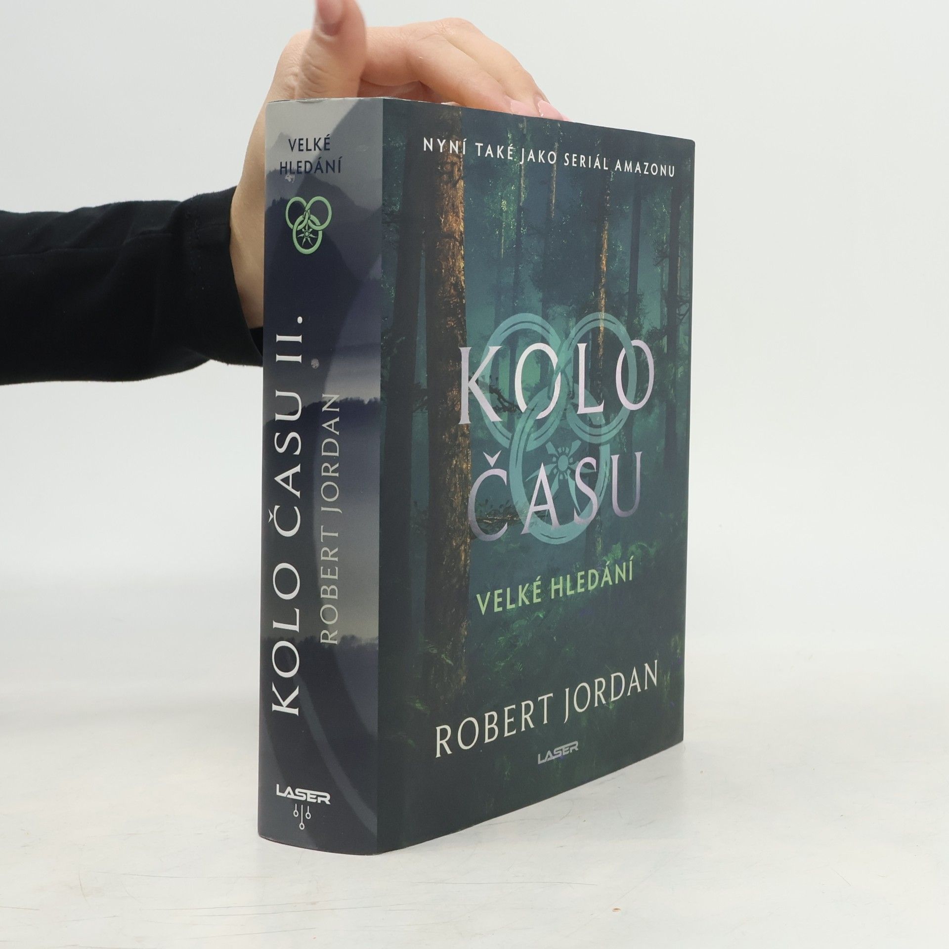 Robert Jordan Kolo času 2. Velké hledání