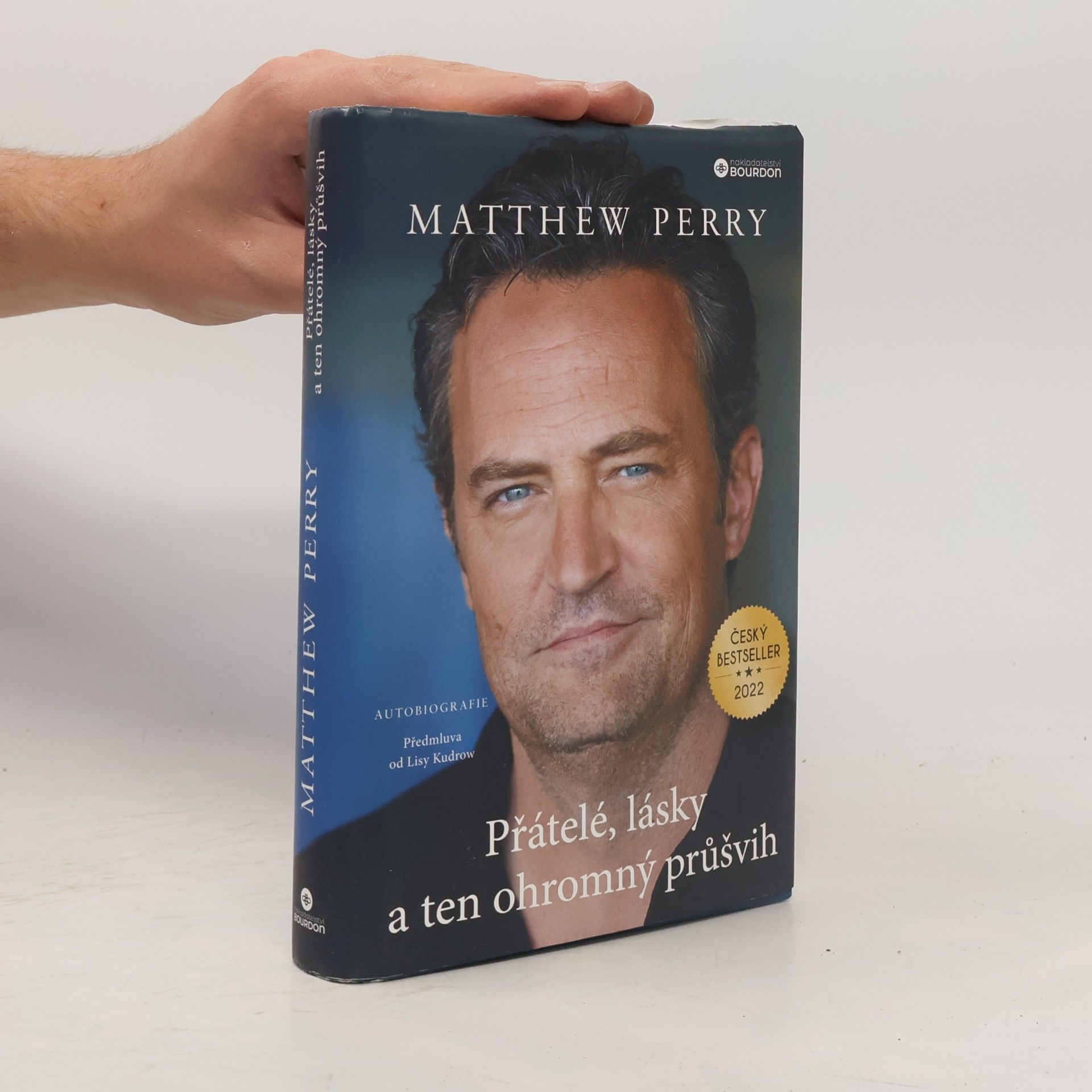 Matthew Perry Přátelé, lásky a ten ohromný průšvih