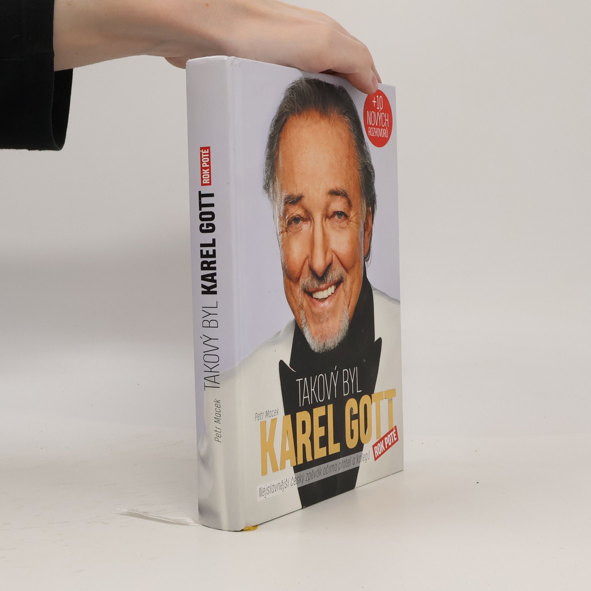 Petr Macek Takový byl Karel Gott: Rok poté