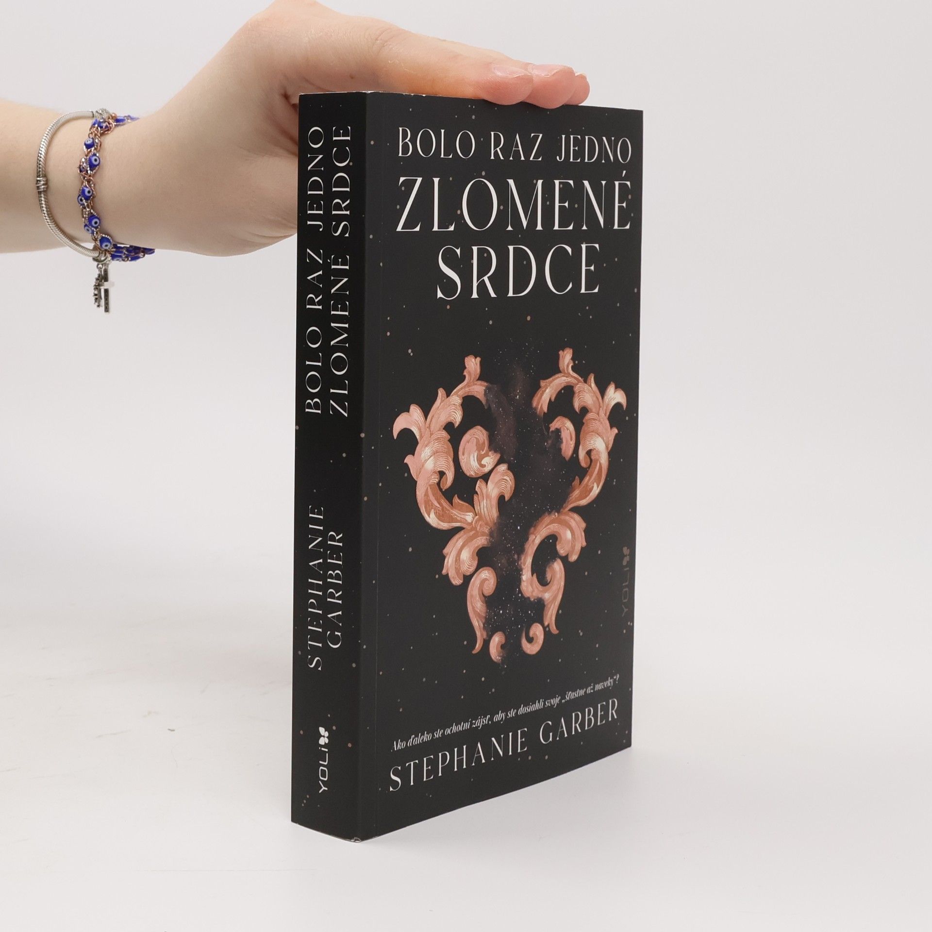 Stephanie Garber Bolo raz jedno zlomené srdce