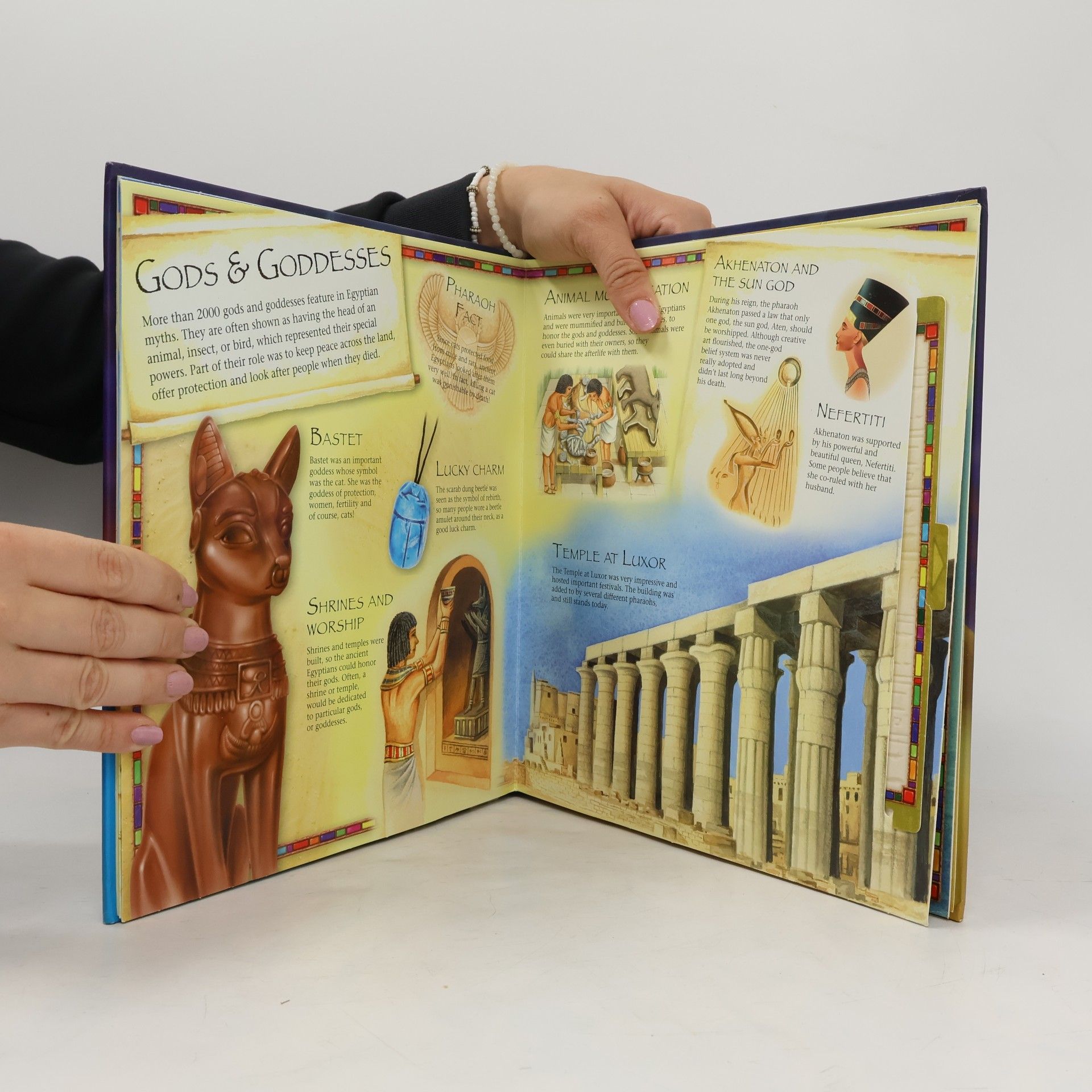 Igloo My Amazing Book of Egypt