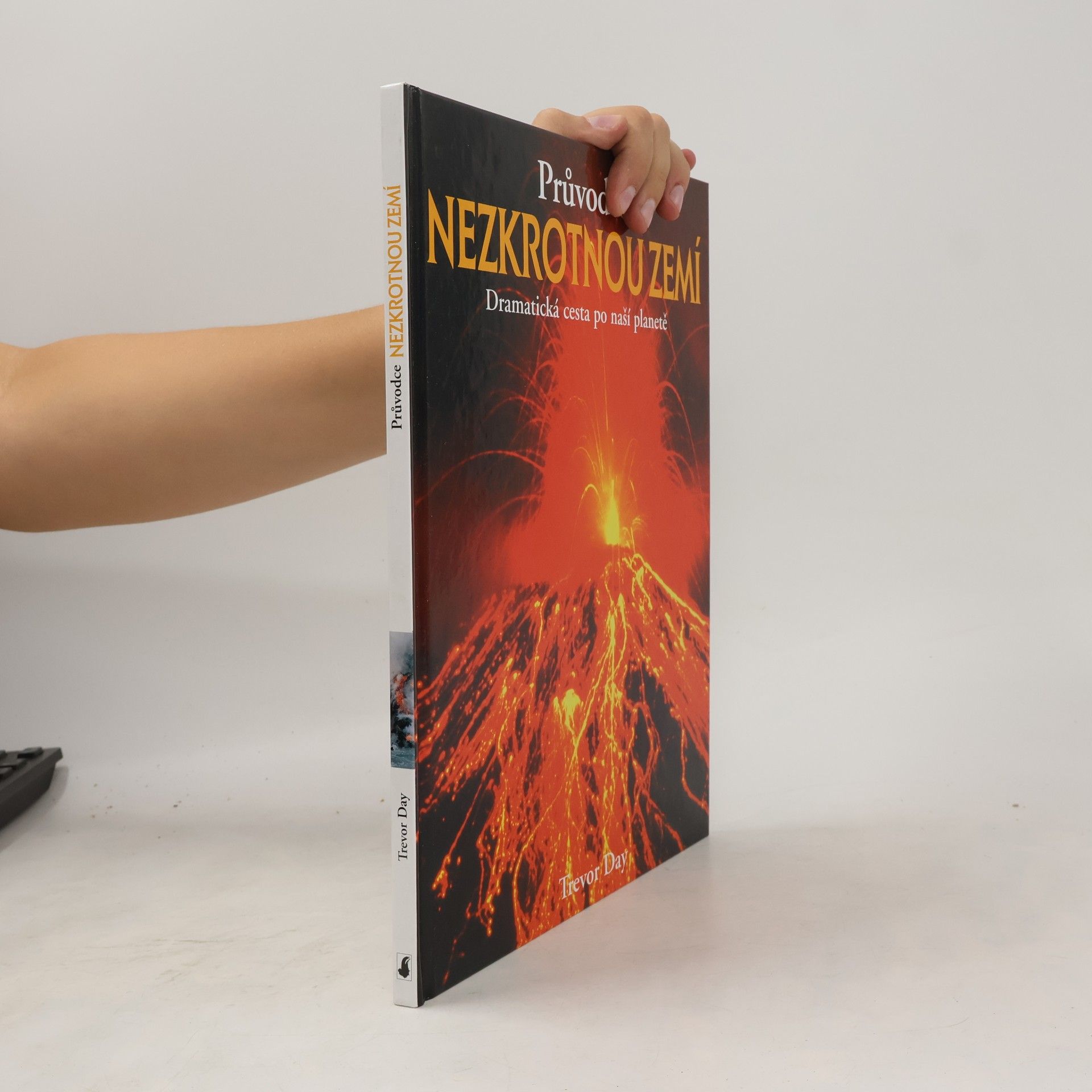 Průvodce nezkrotnou zemí