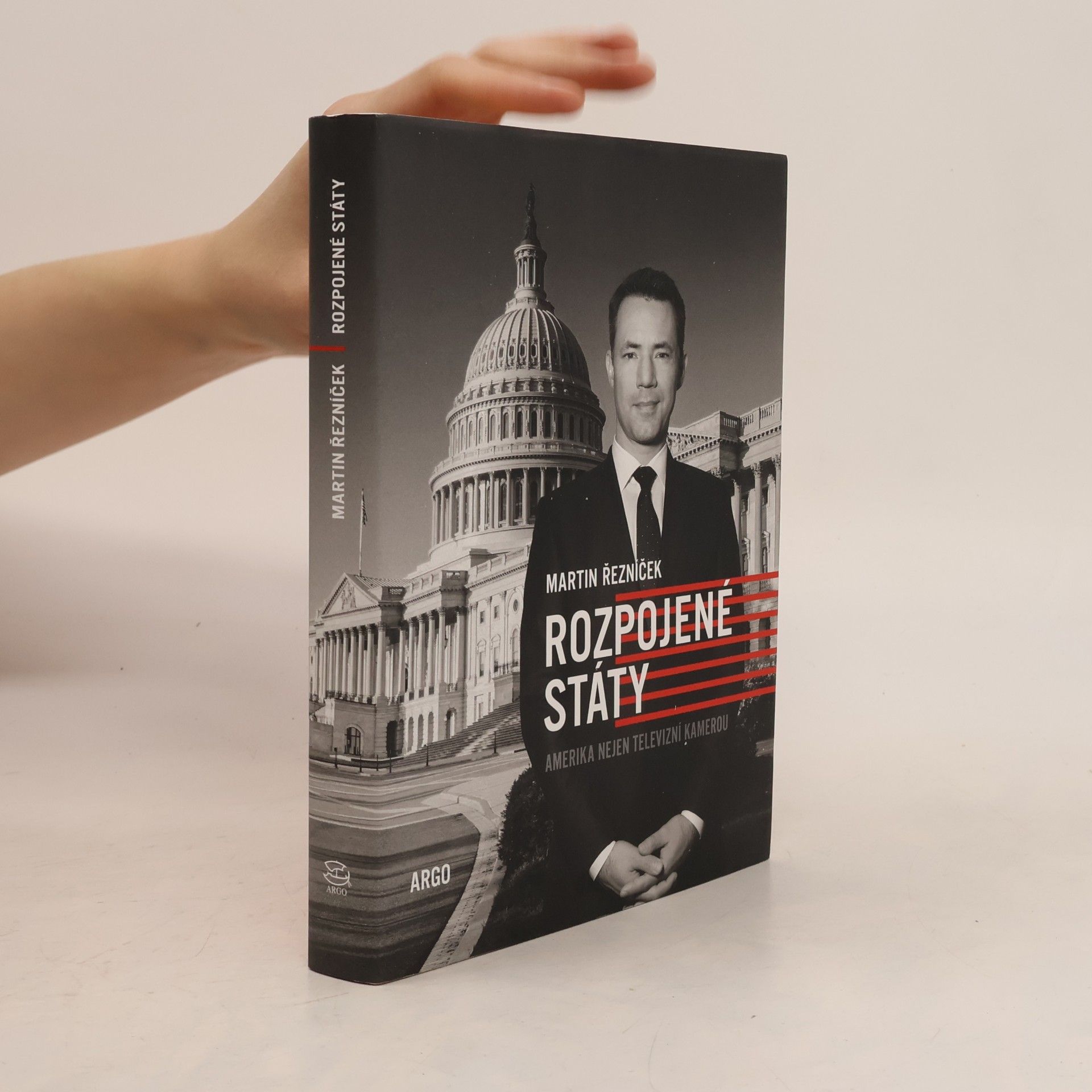 Martin Řezníček Rozpojené státy: Amerika nejen televizní kamerou