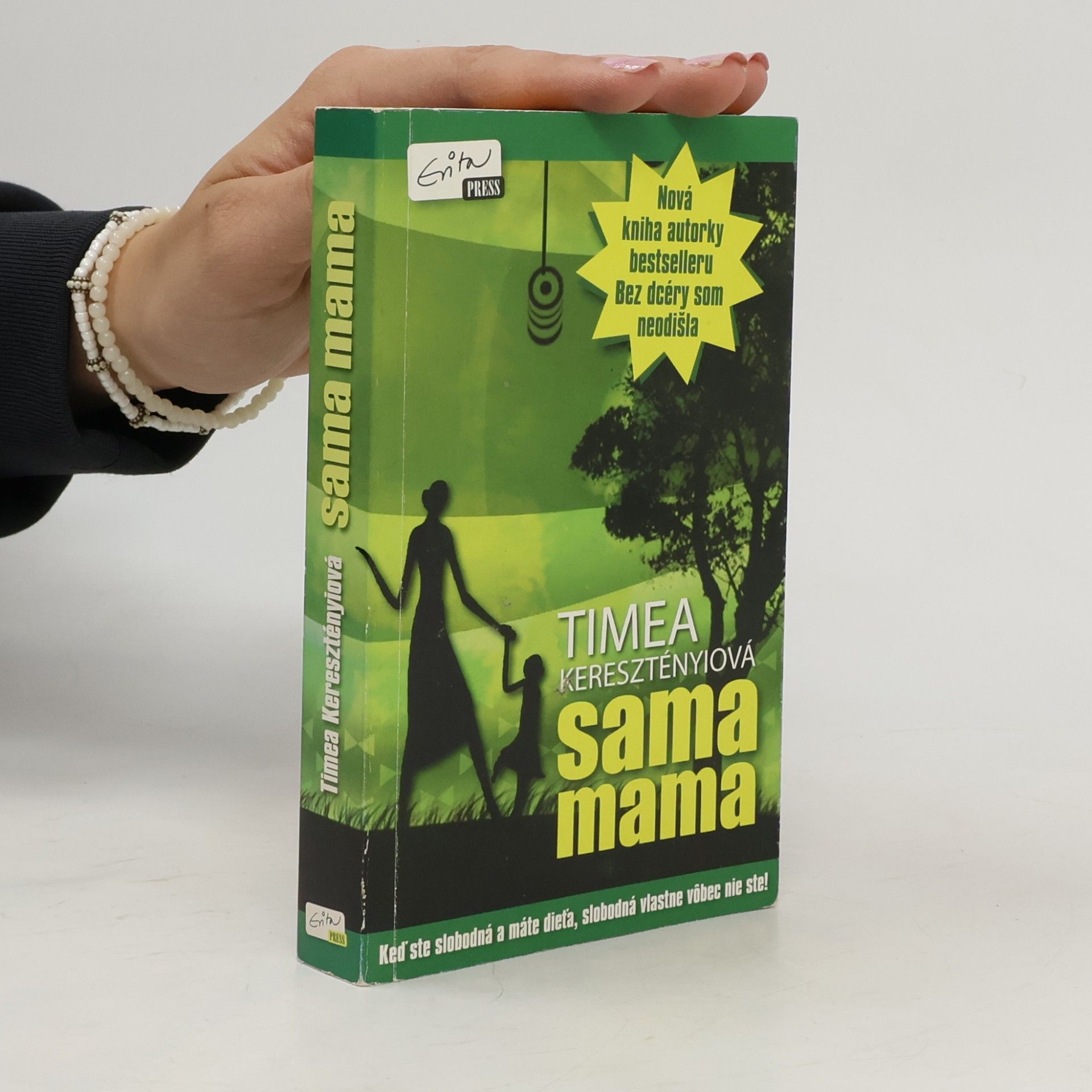 Timea Keresztényi Sama mama