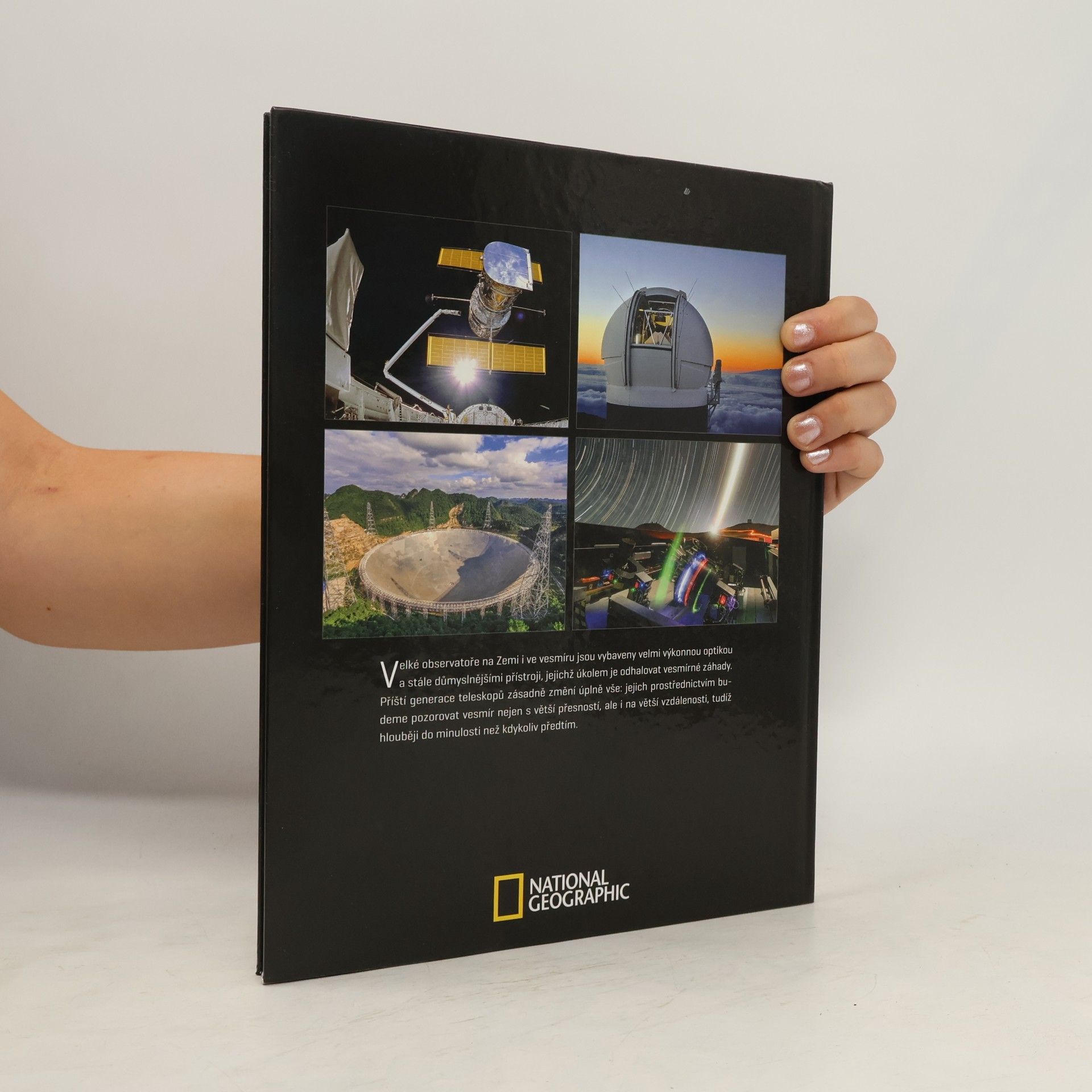 AA.VV. Atlas Vesmíru 60. Velké observatoře