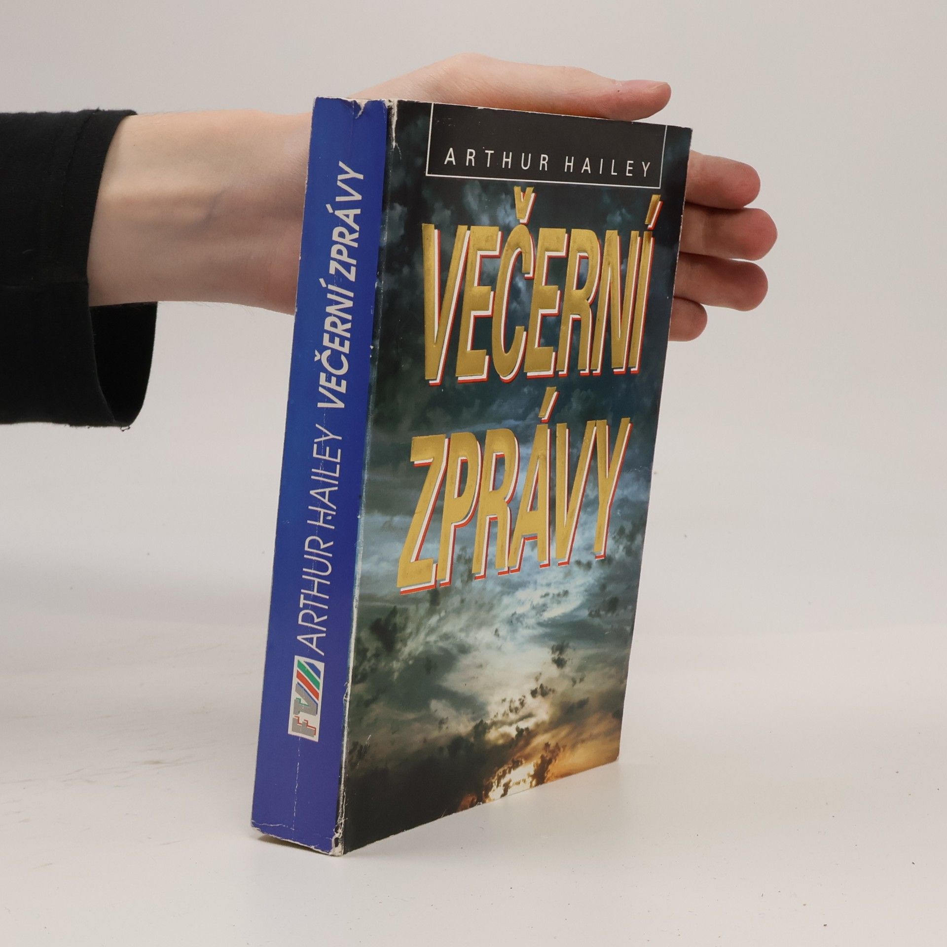 Arthur Hailey Večerní zprávy
