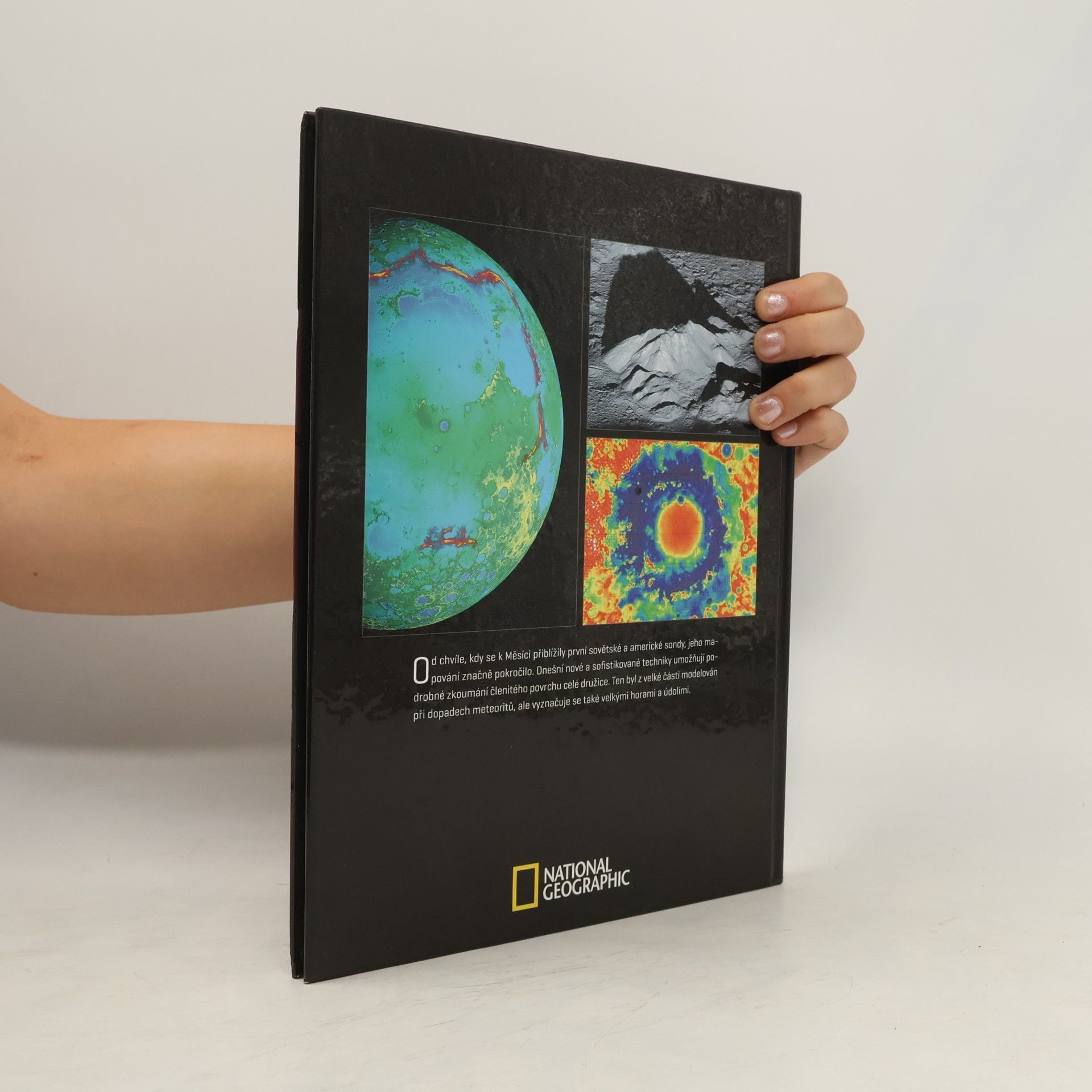 Autores varios Atlas vesmíru. Mapování Měsíce
