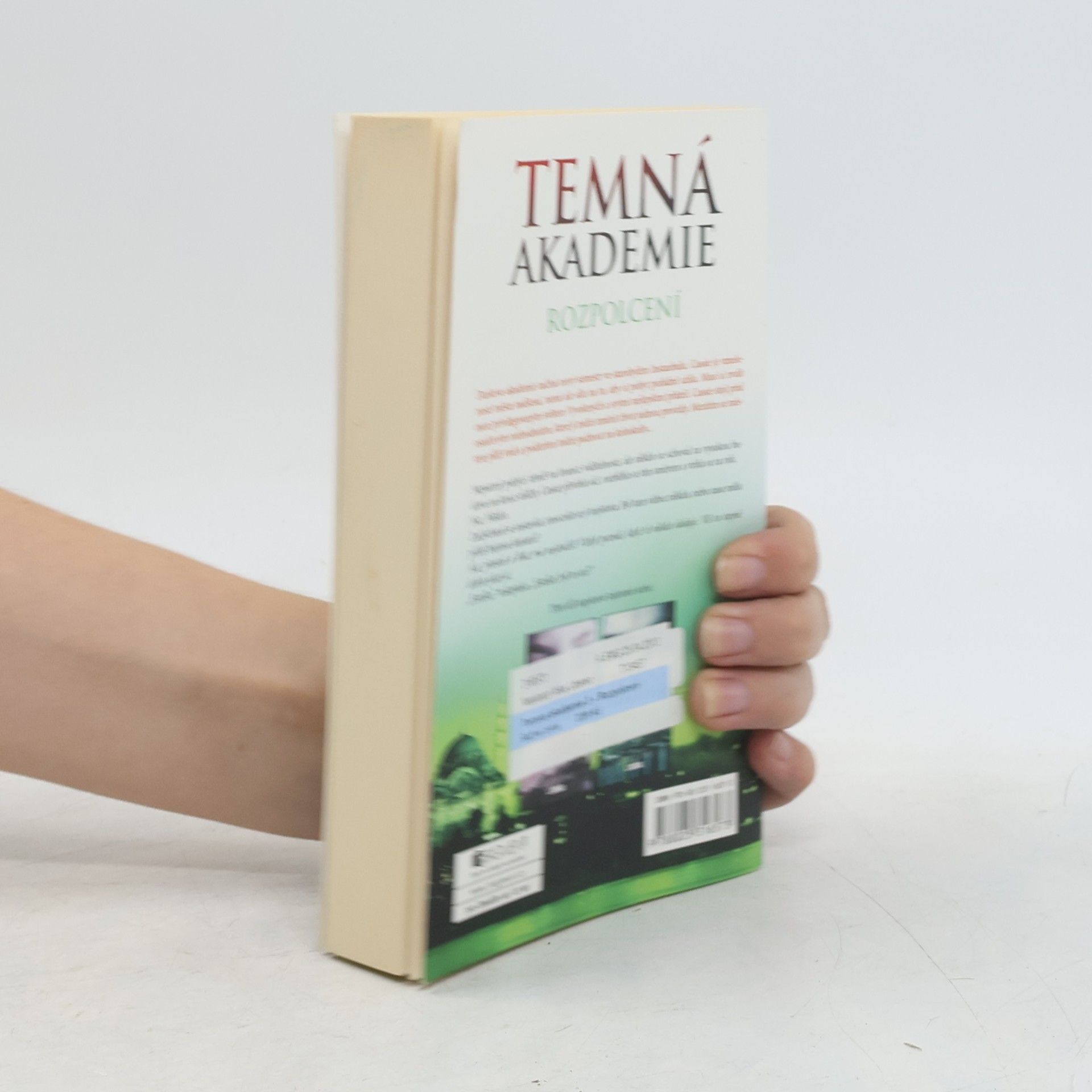 Gillian Philip Temná akademie. Rozpolcení