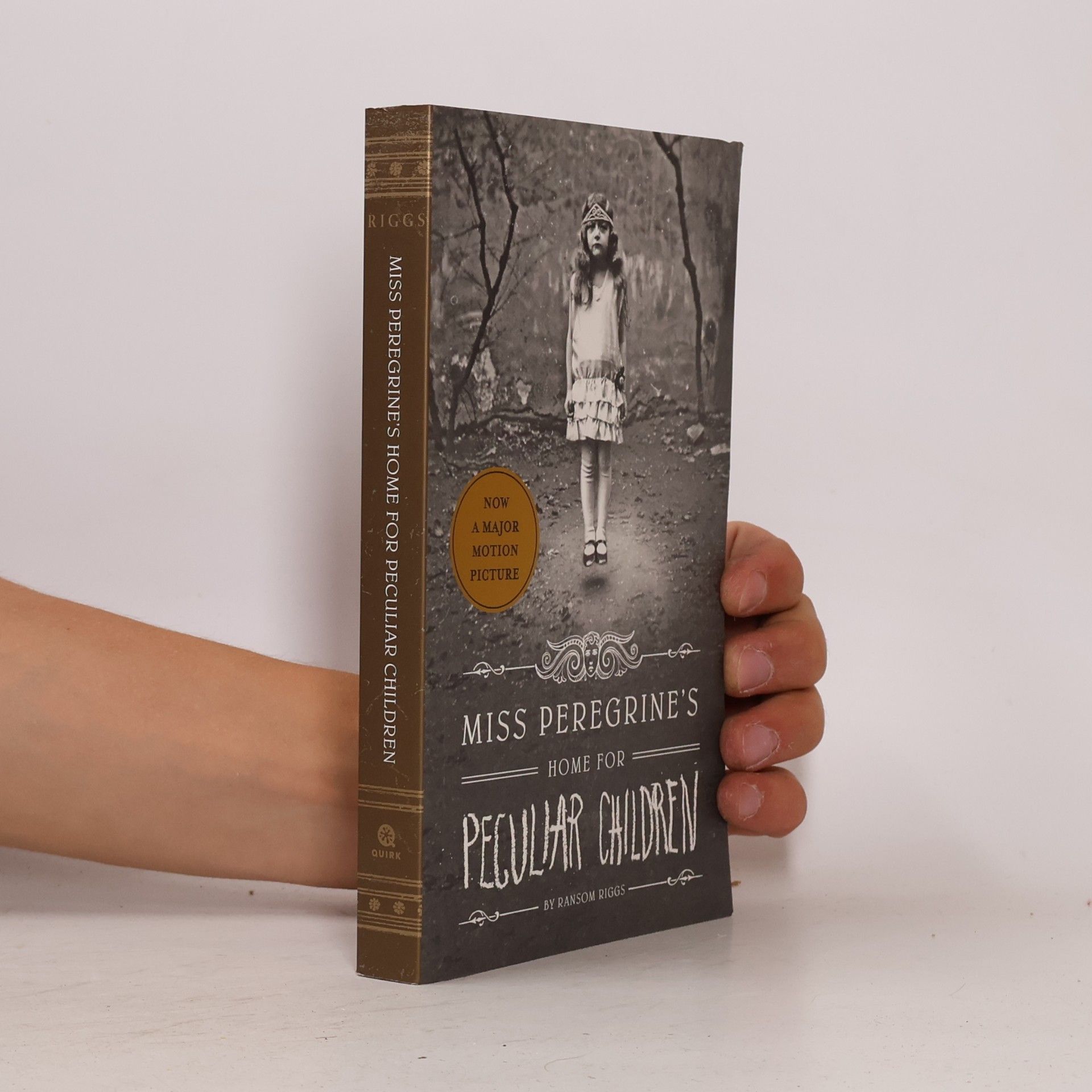 Ransom Riggs Miss Peregrine's Home for Peculiar Children