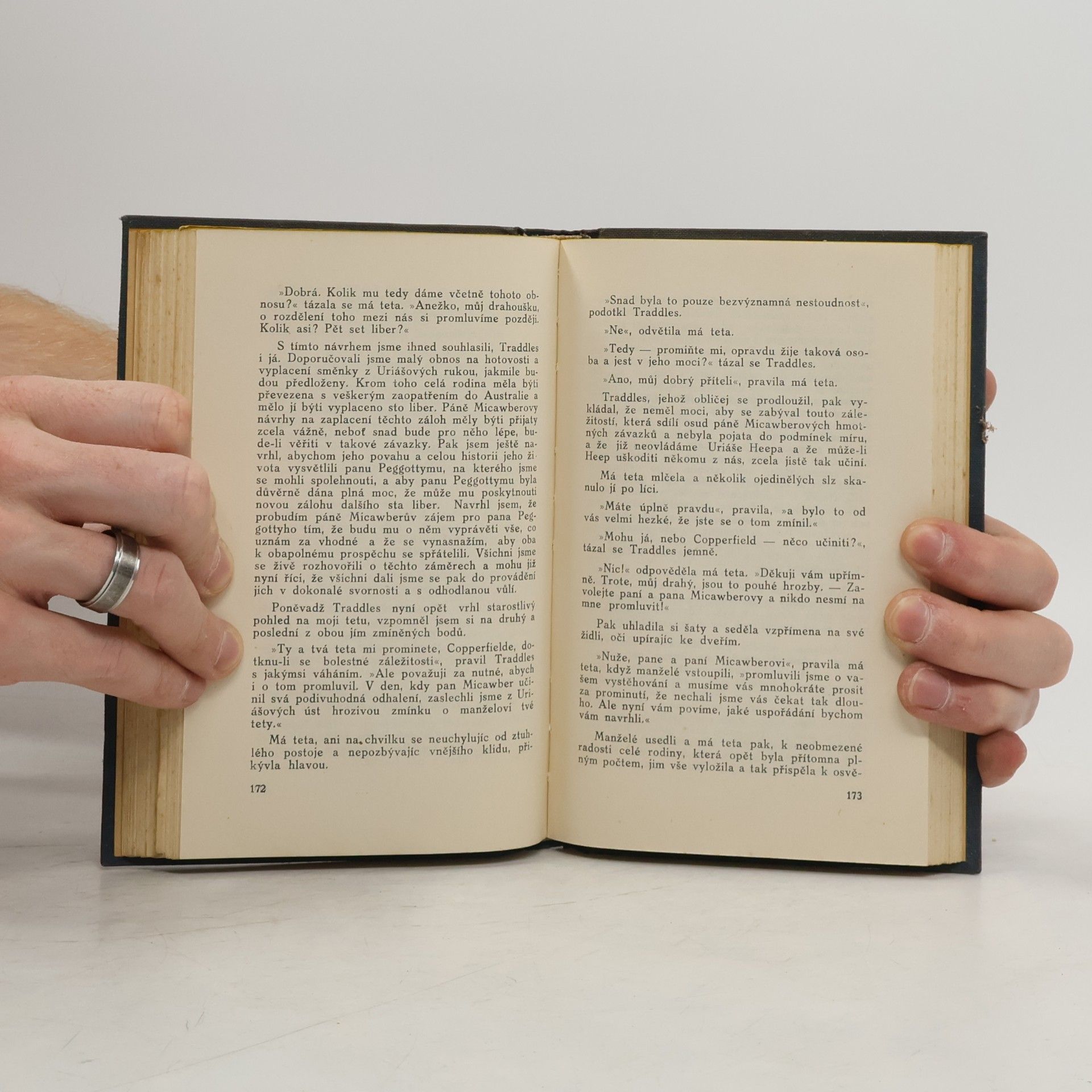 Charles Dickens Život a osudy Davida Copperfielda IV