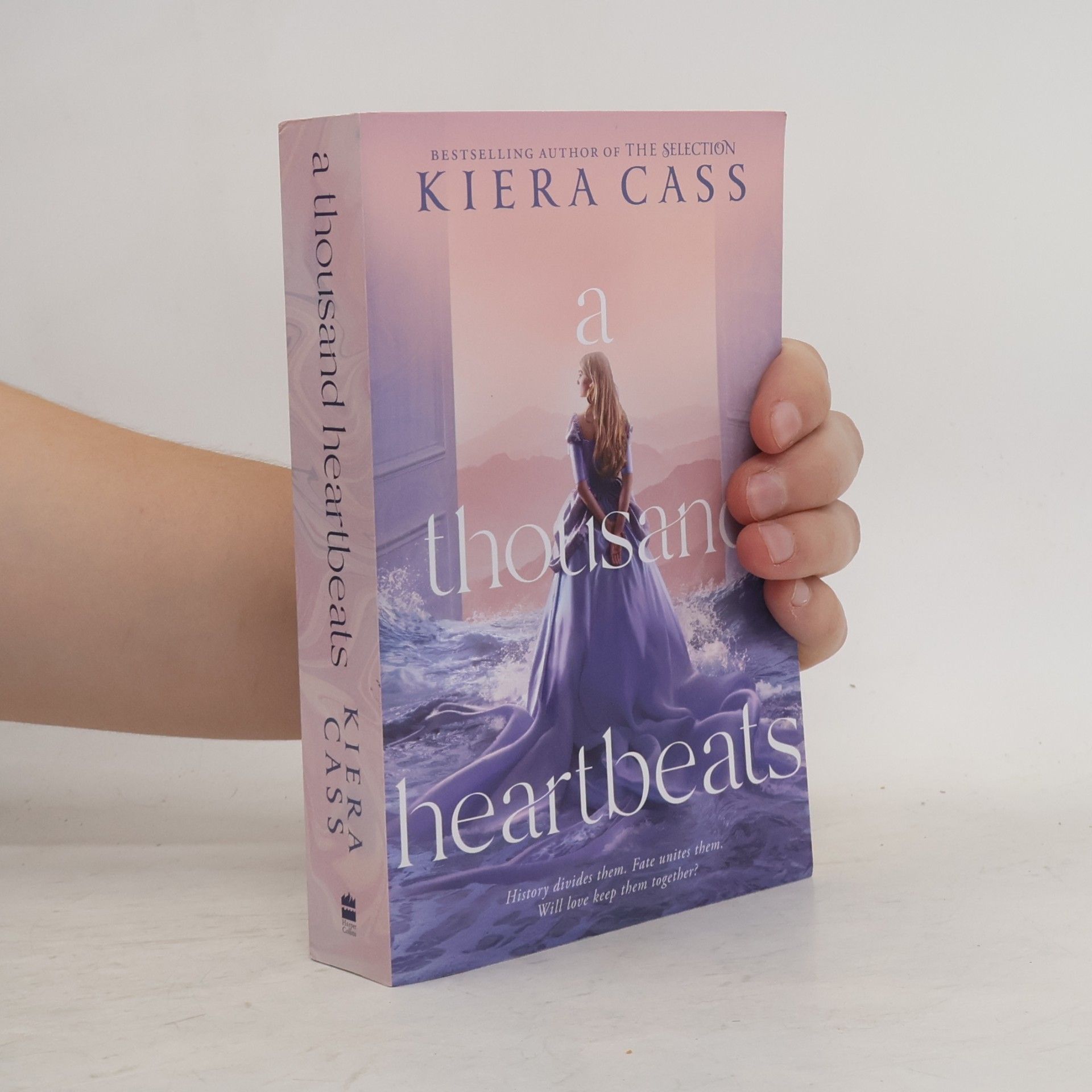 Kiera Cass A Thousand Heartbeats
