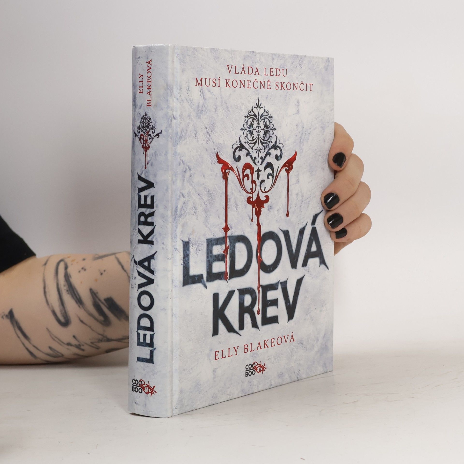 Elly Blake Ledová krev
