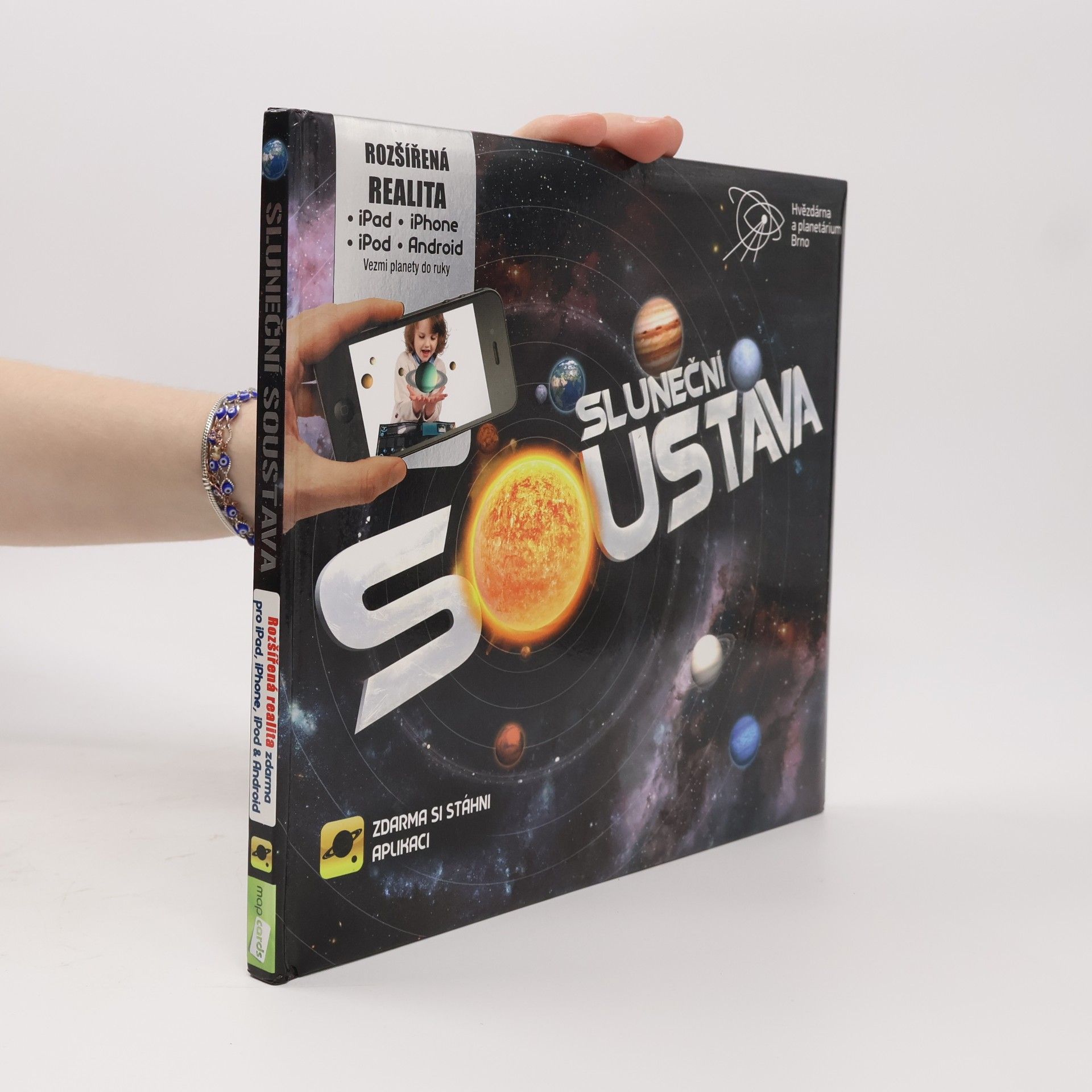 Various authors Sluneční soustava : [rozšířená realita]