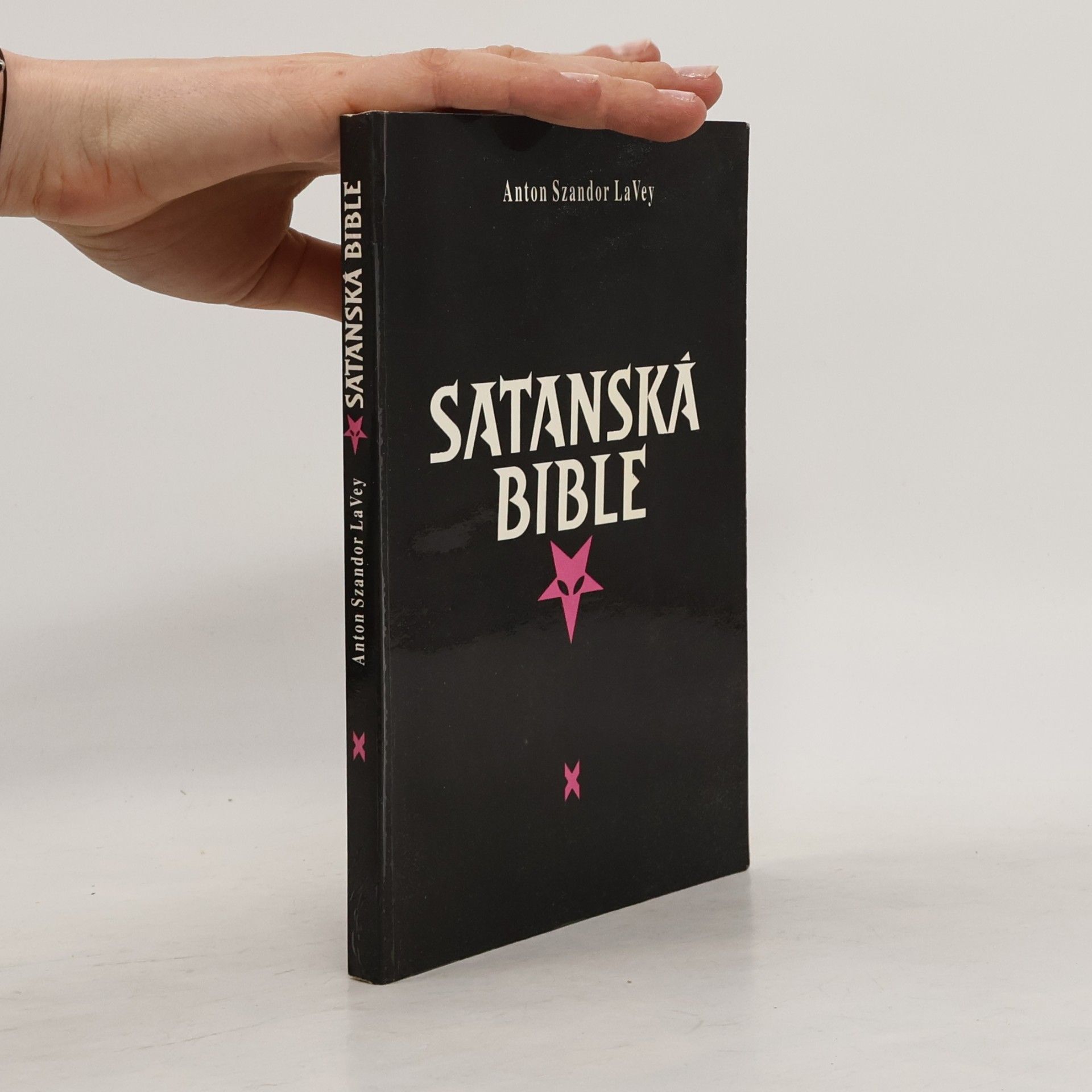 Anton Szandor La Vey Satanská bible
