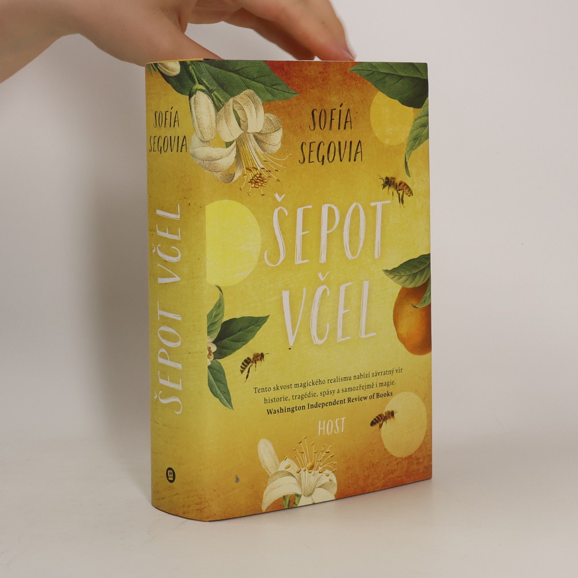 Sofía Segovia Šepot včel
