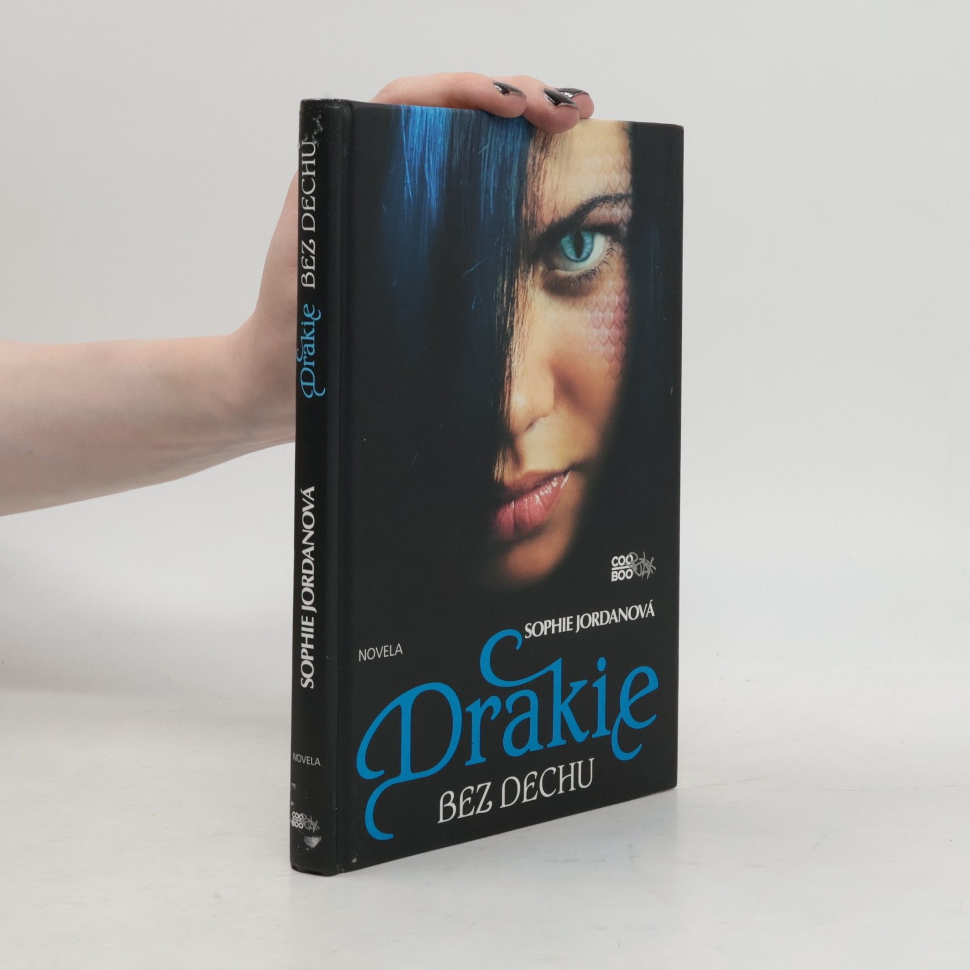 Sophie Jordan Bez dechu. Drakie. 4. díl