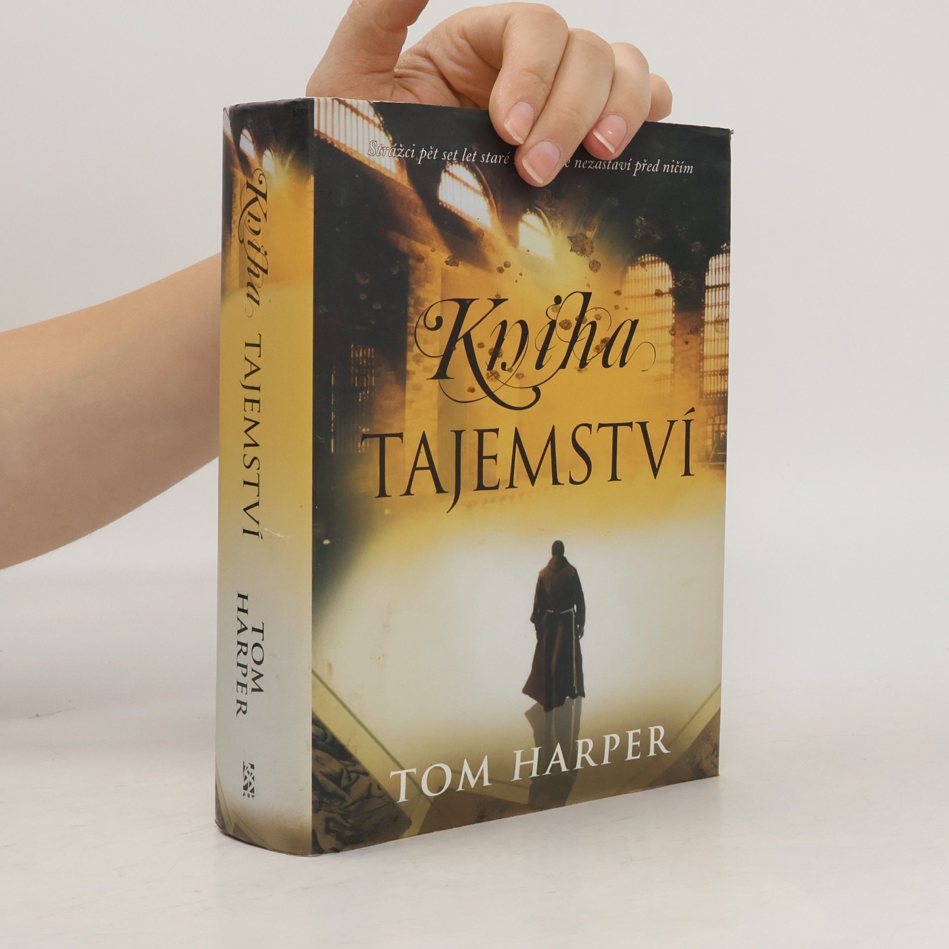 Tom Harper Kniha tajemství