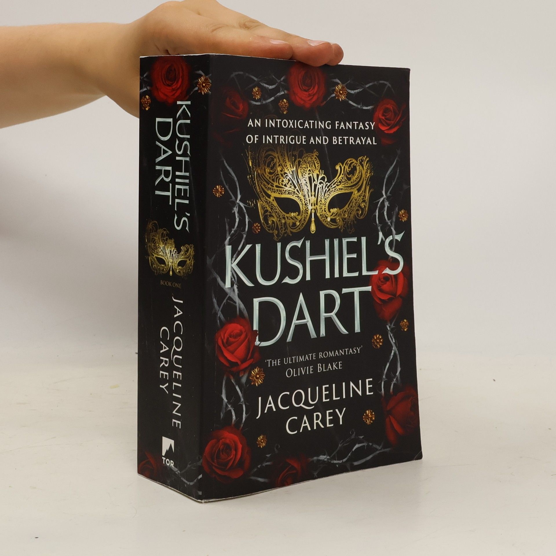 Jacqueline Carey Kushiel´s Dart: A Fantasy Romance Full of Magic and Desire