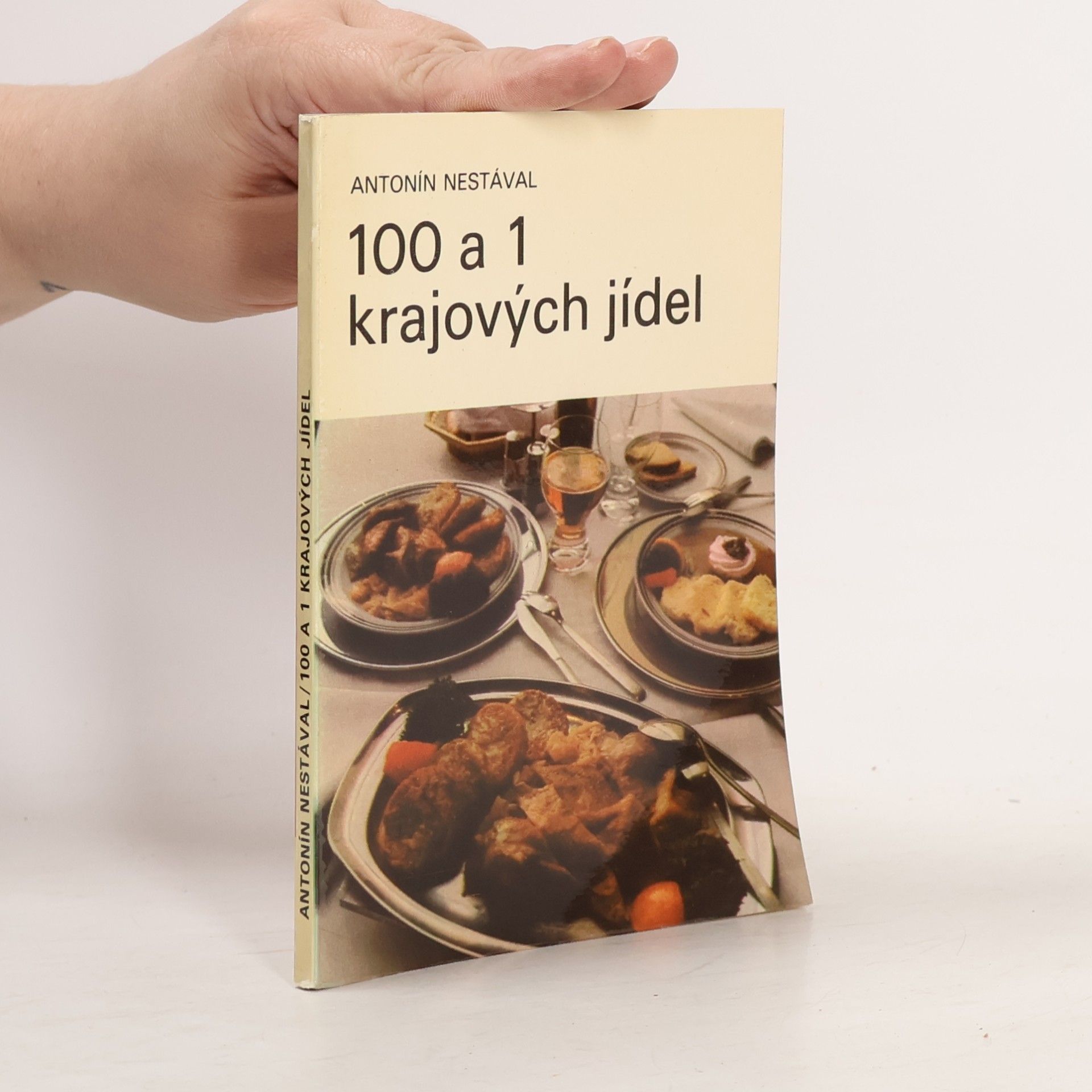 Daniela AndréVolfová 100 a 1 krajových jídel