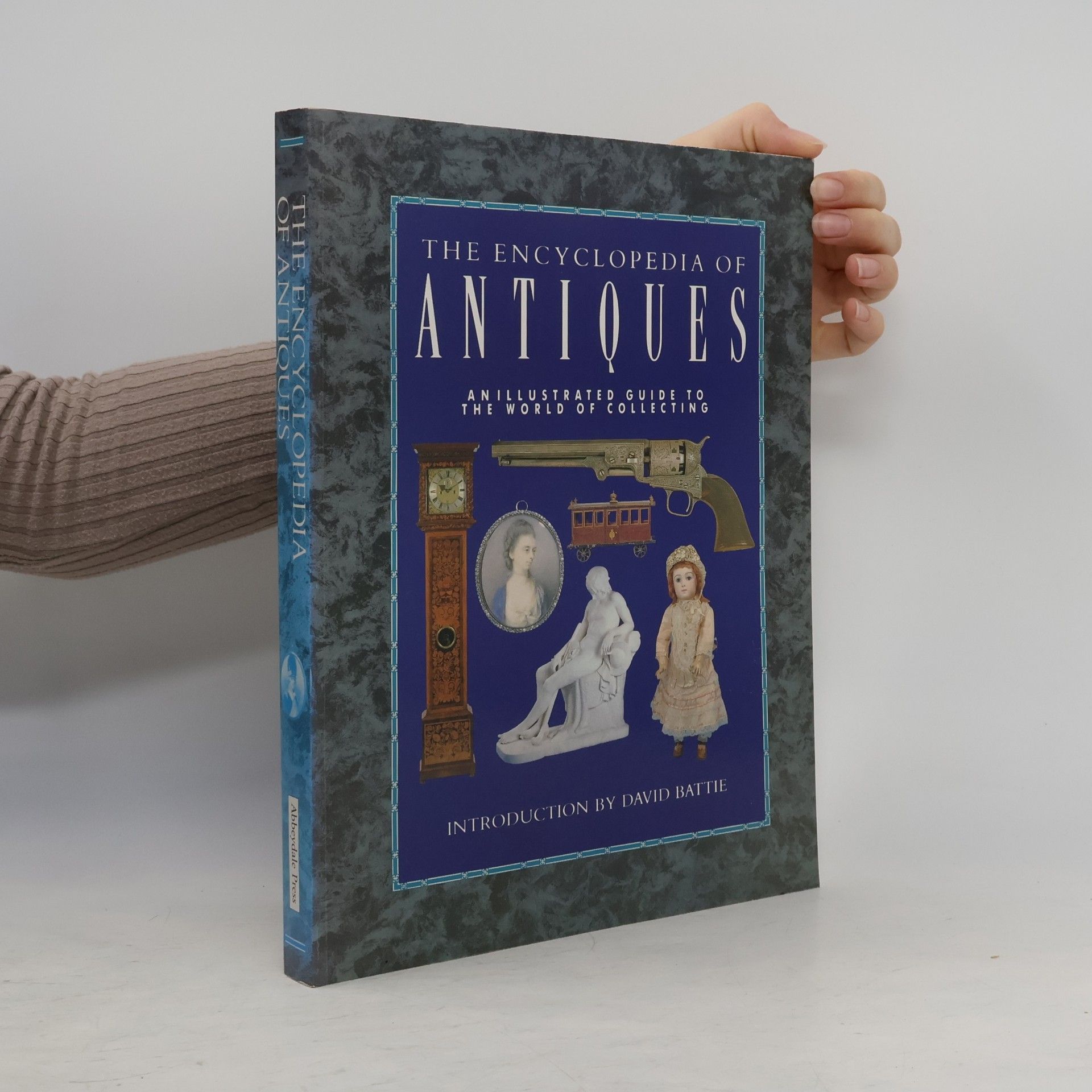 Encyclopedia of Antiques