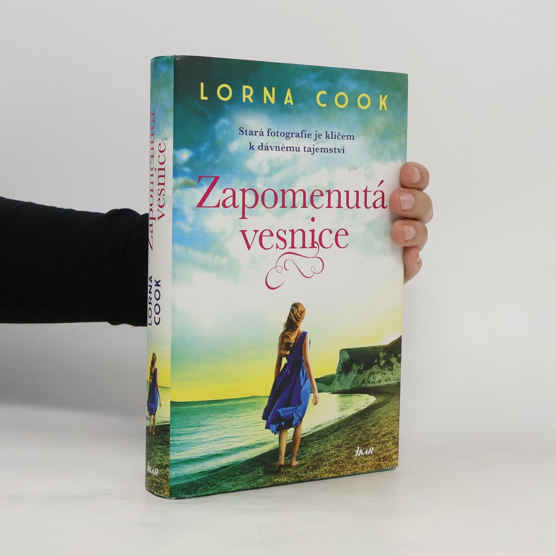 Lorna Cook Zapomenutá vesnice