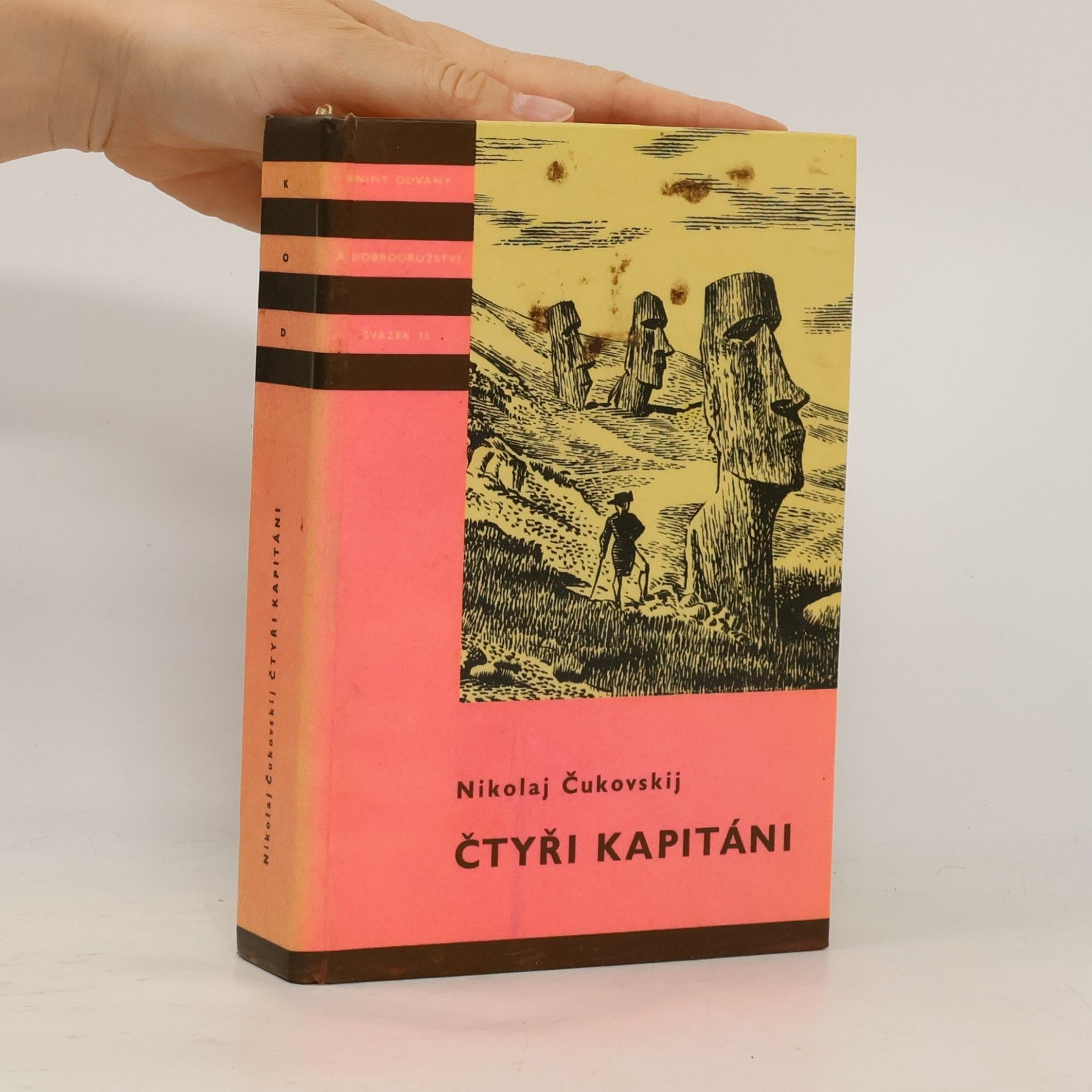 Nikolaj Kornejevič Čukovskij Čtyři kapitáni