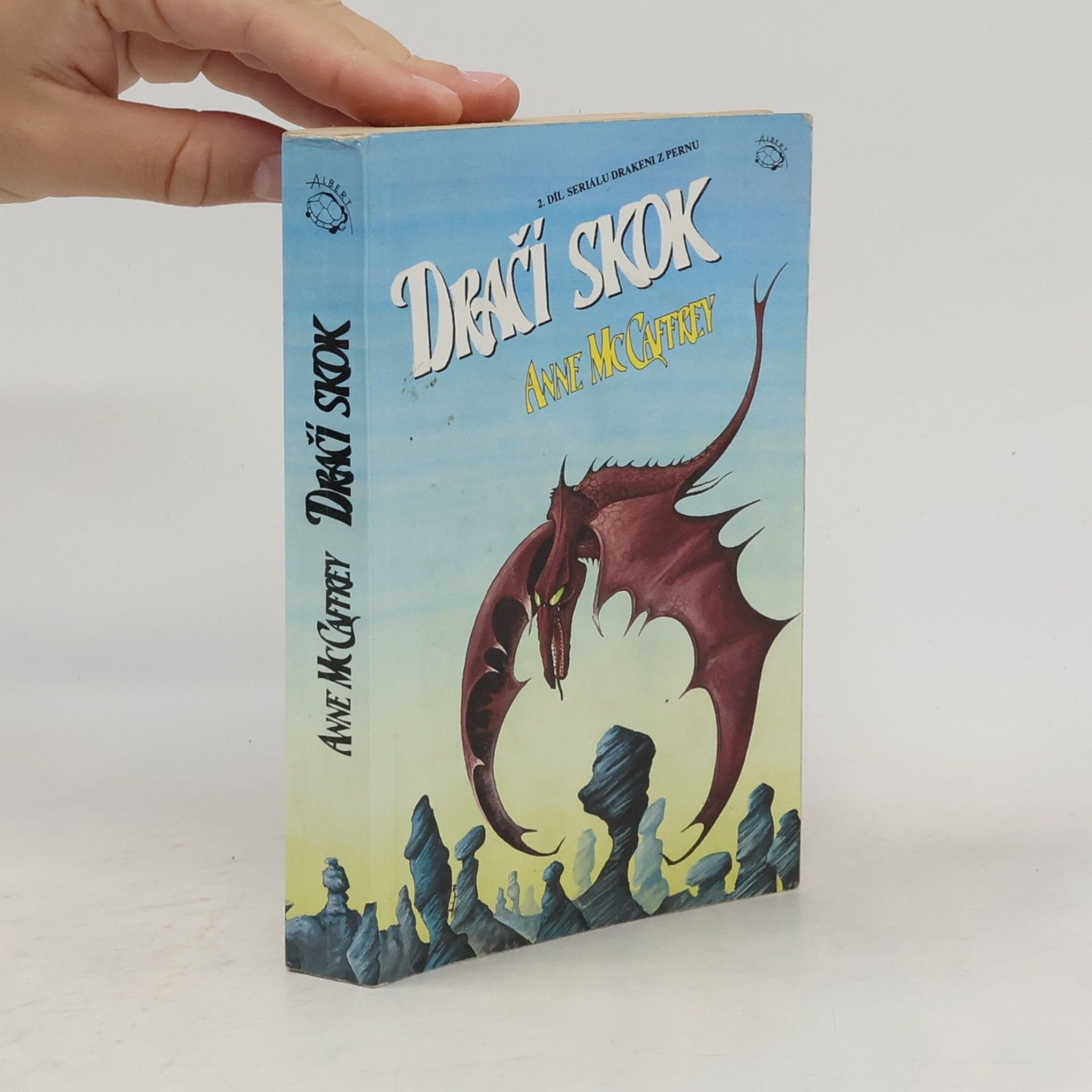 Anne McCaffrey Drakeni z Pernu 2. Dračí skok