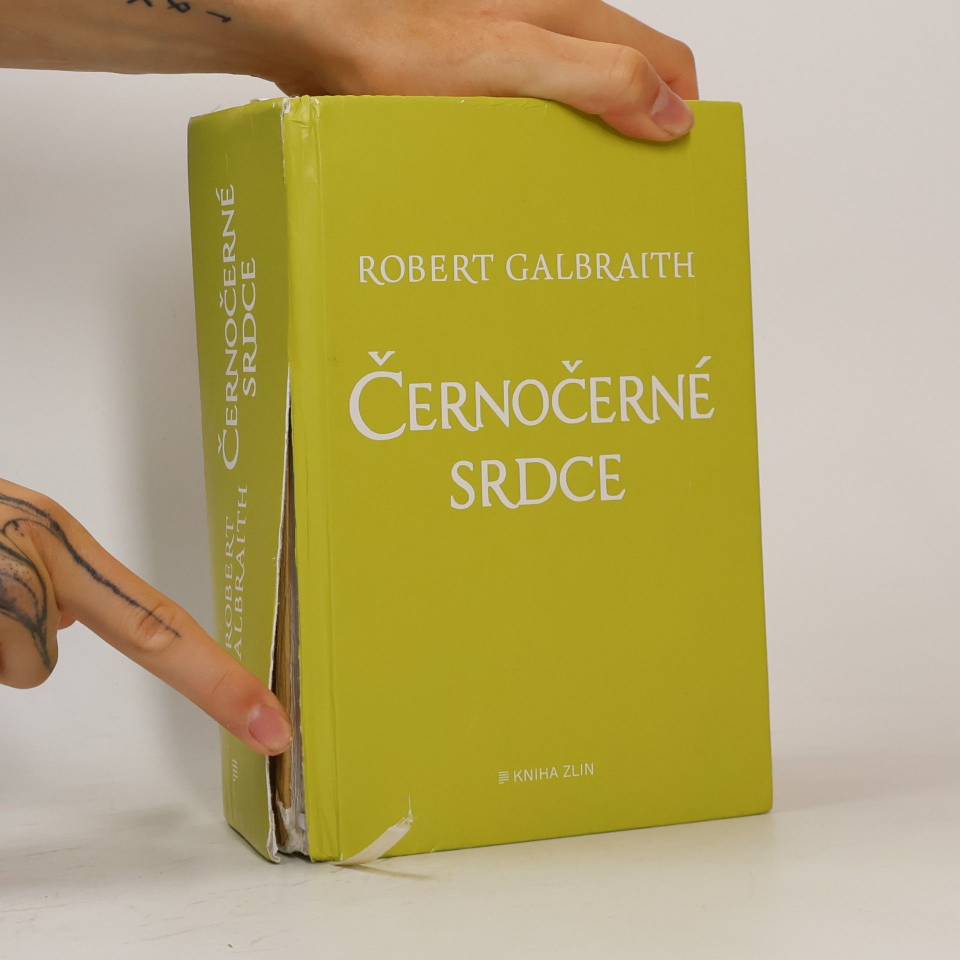 J. K. Rowling Černočerné srdce