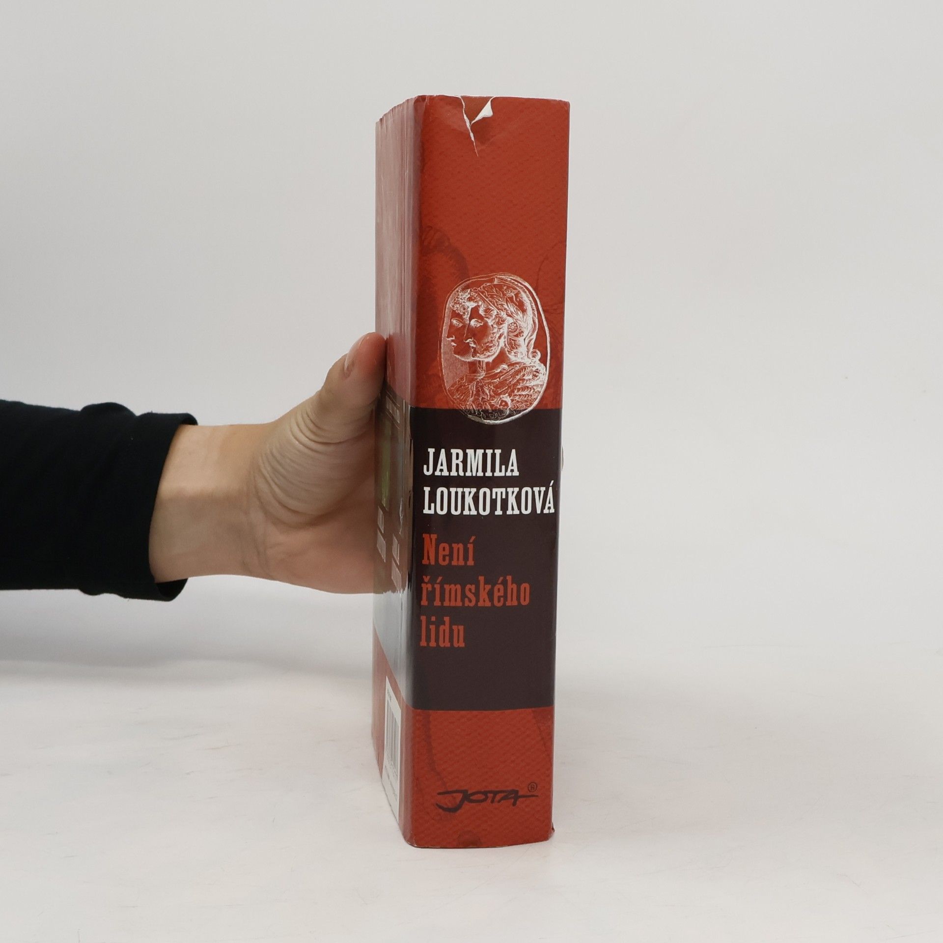 Jarmila Loukotková Není římského lidu