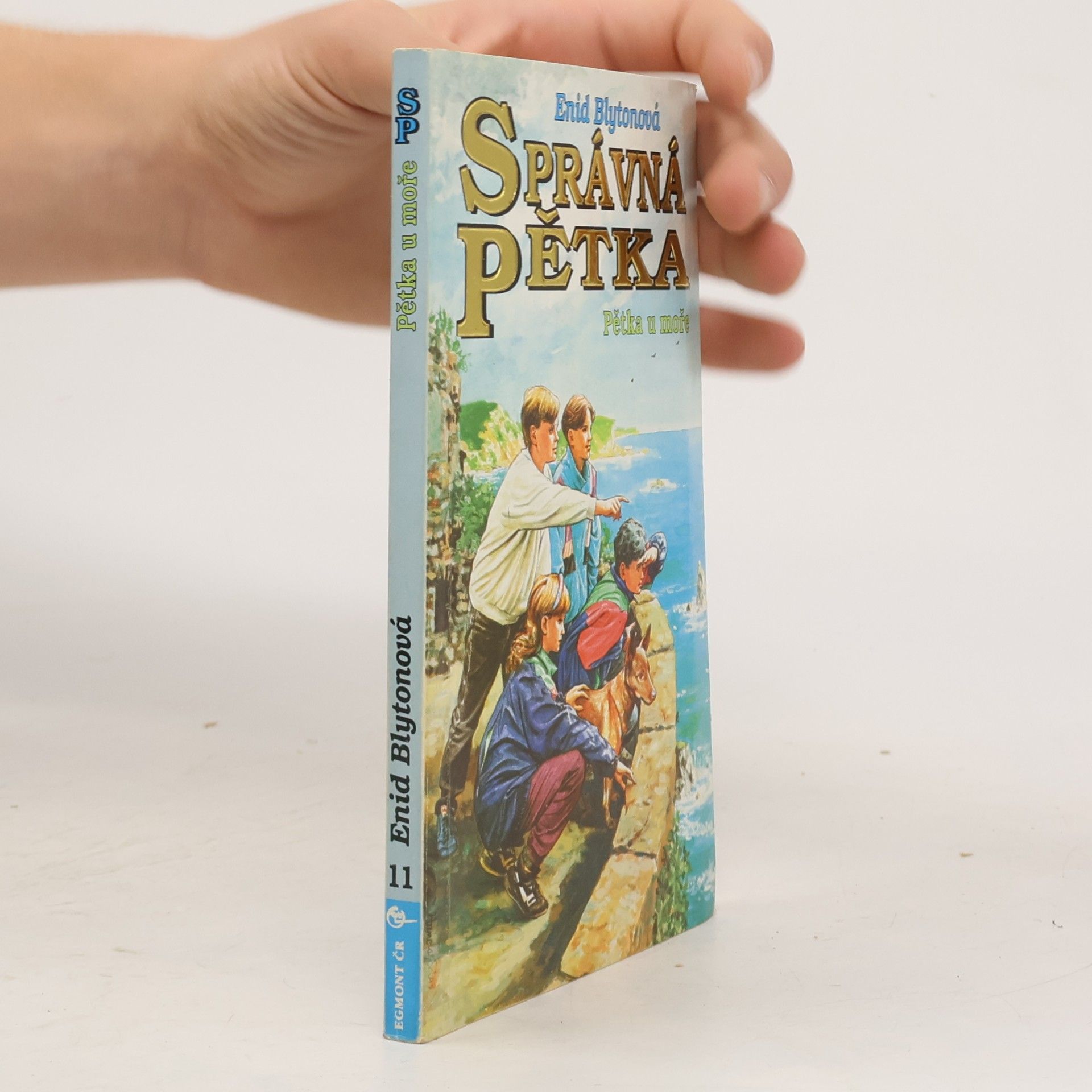 Enid Blyton Správná pětka. Pětka u moře