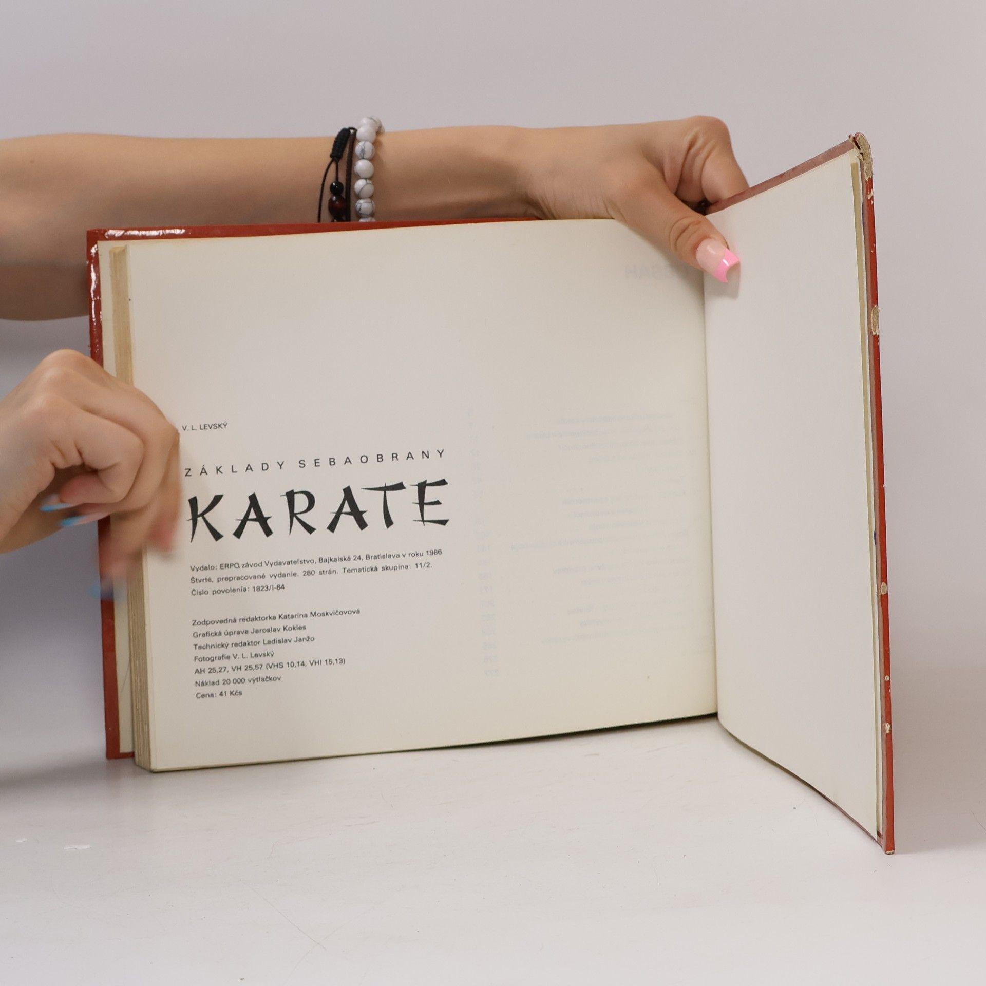 Vojtech L. Levský Základy sebaobrany: Karate