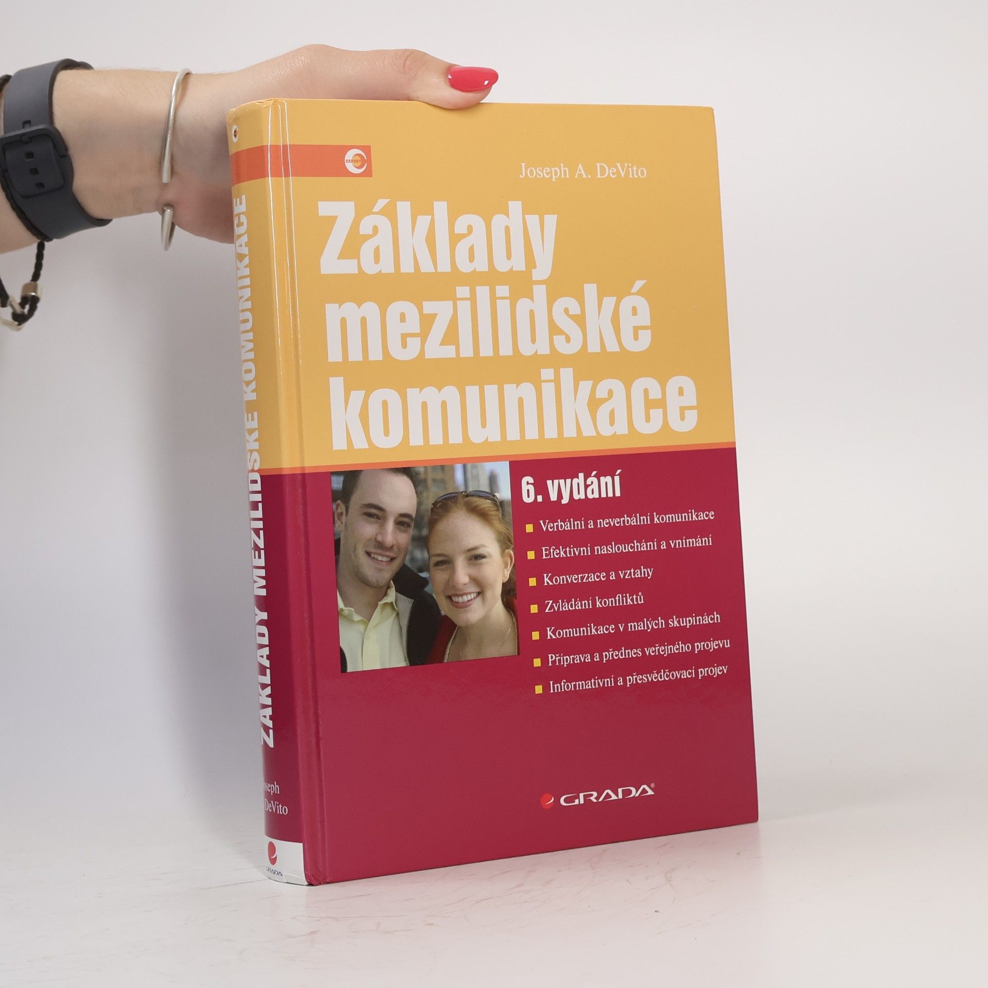 Joseph A. DeVito Základy mezilidské komunikace
