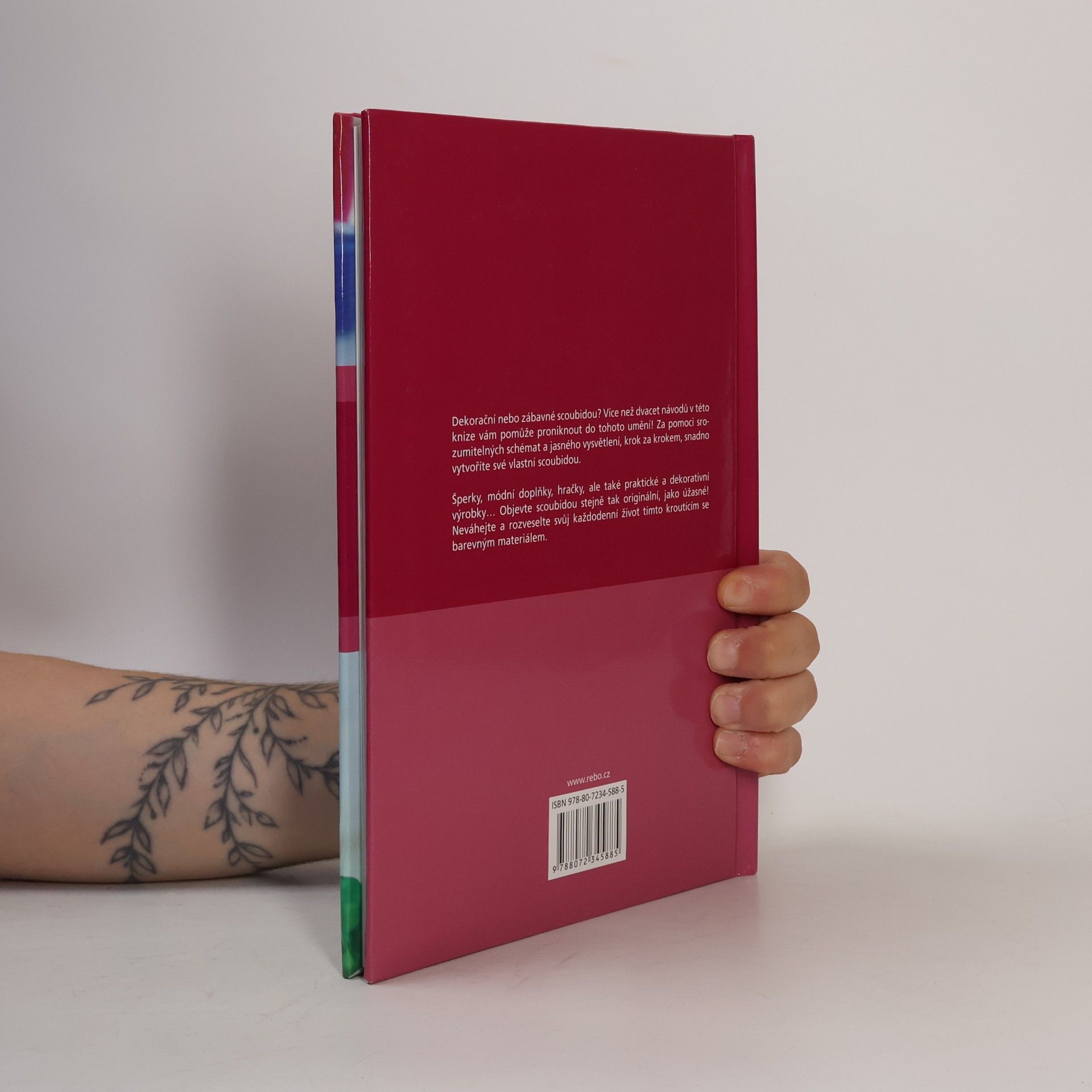 Amandine Dardenne Scoubidou: Dekorace, hračky