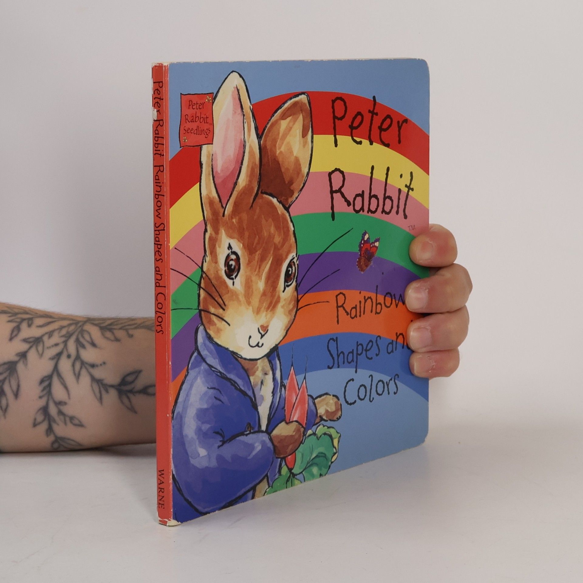 Beatrix Potter Peter Rabbit Seedlings: Peter Rabbit's Rainbow Shapes & Colors