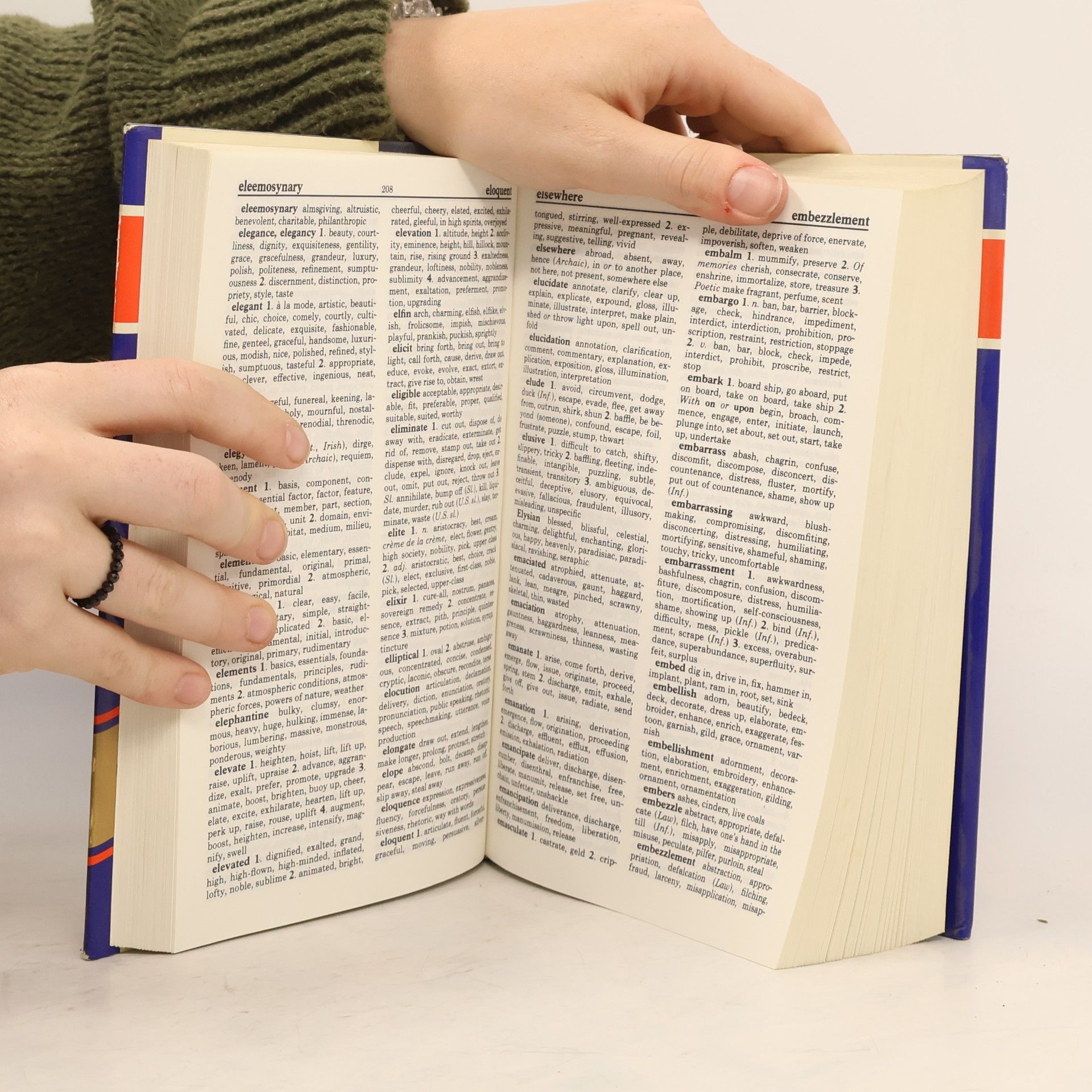 William T. McLeod The Collins Thesaurus in A-Z Form
