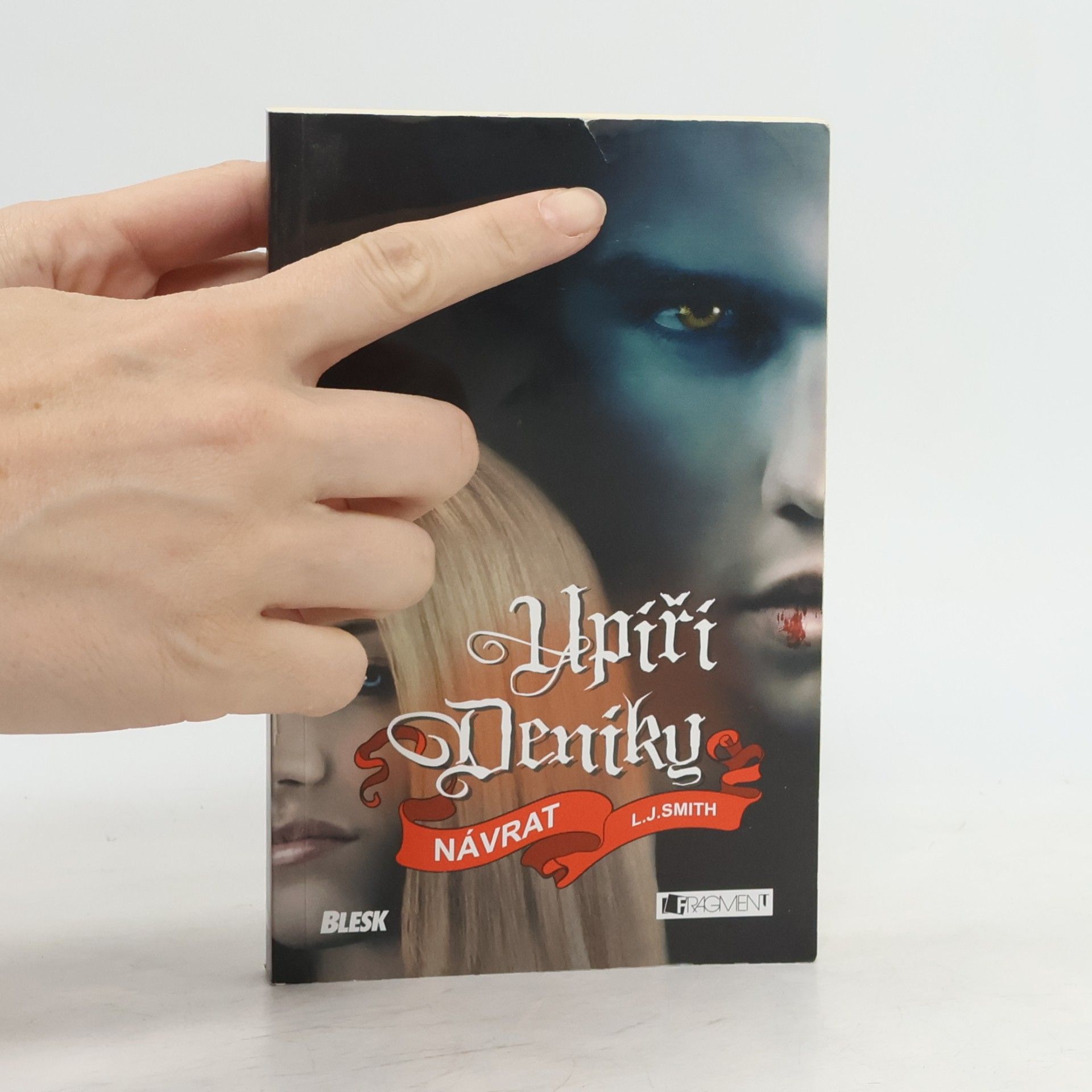 L. J. Smithová  Upíří deníky. Návrat