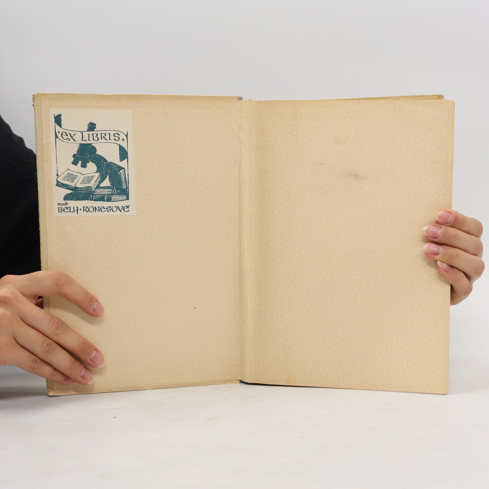 Various authors Stručná učebnice dětského lékařství