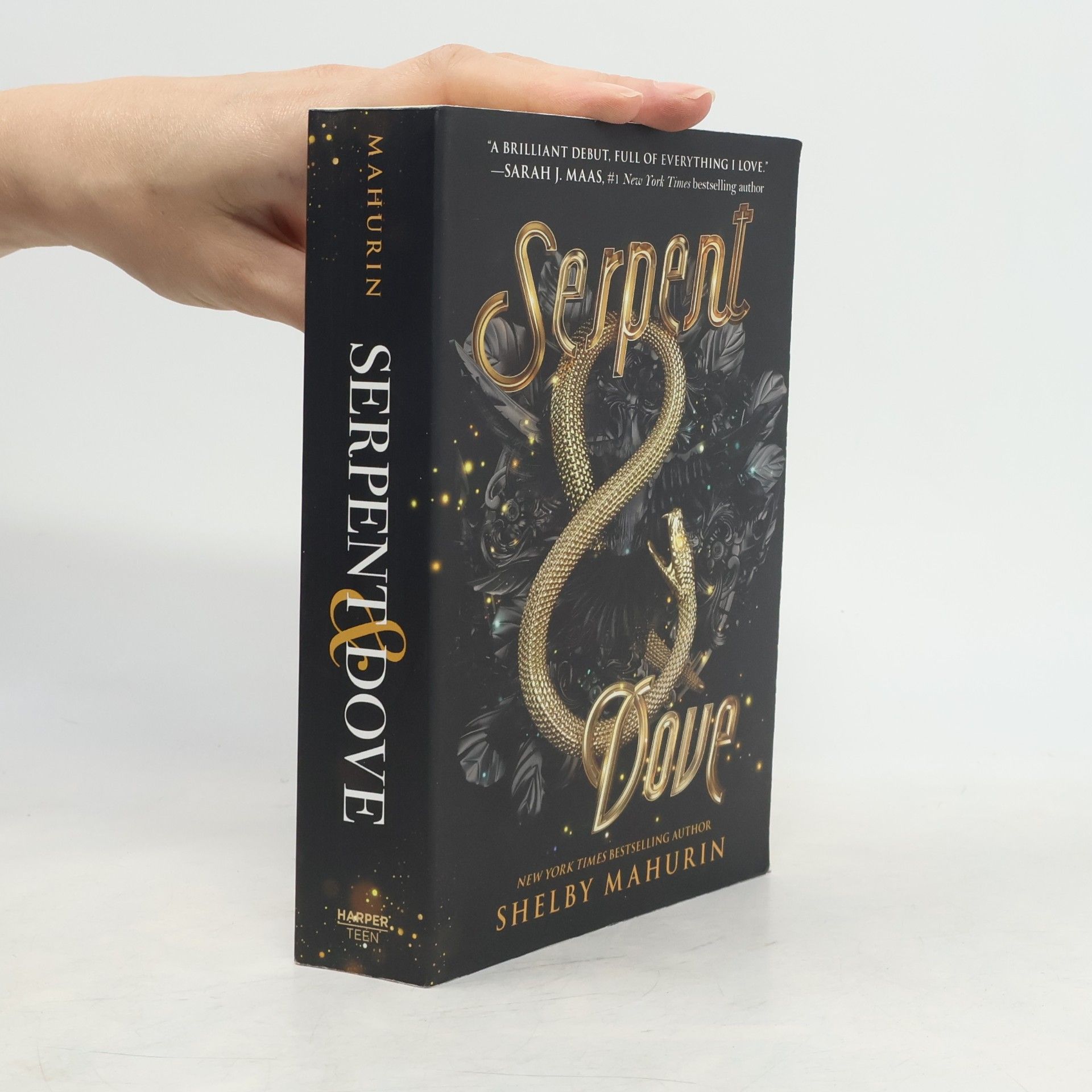 Shelby Mahurin Serpent & Dove